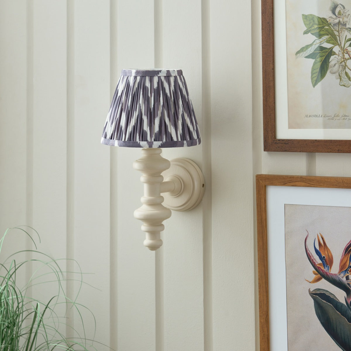 Endon Carnaby & Zigzag 20cm Wall Light Satin Almond White Paint