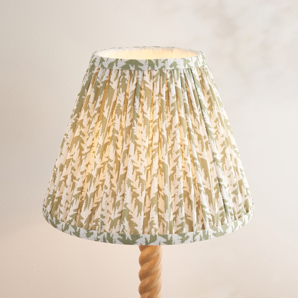 Endon Twist Table Lamp in Oak Effect with Leaf 25cm Herb Garden Green Shade