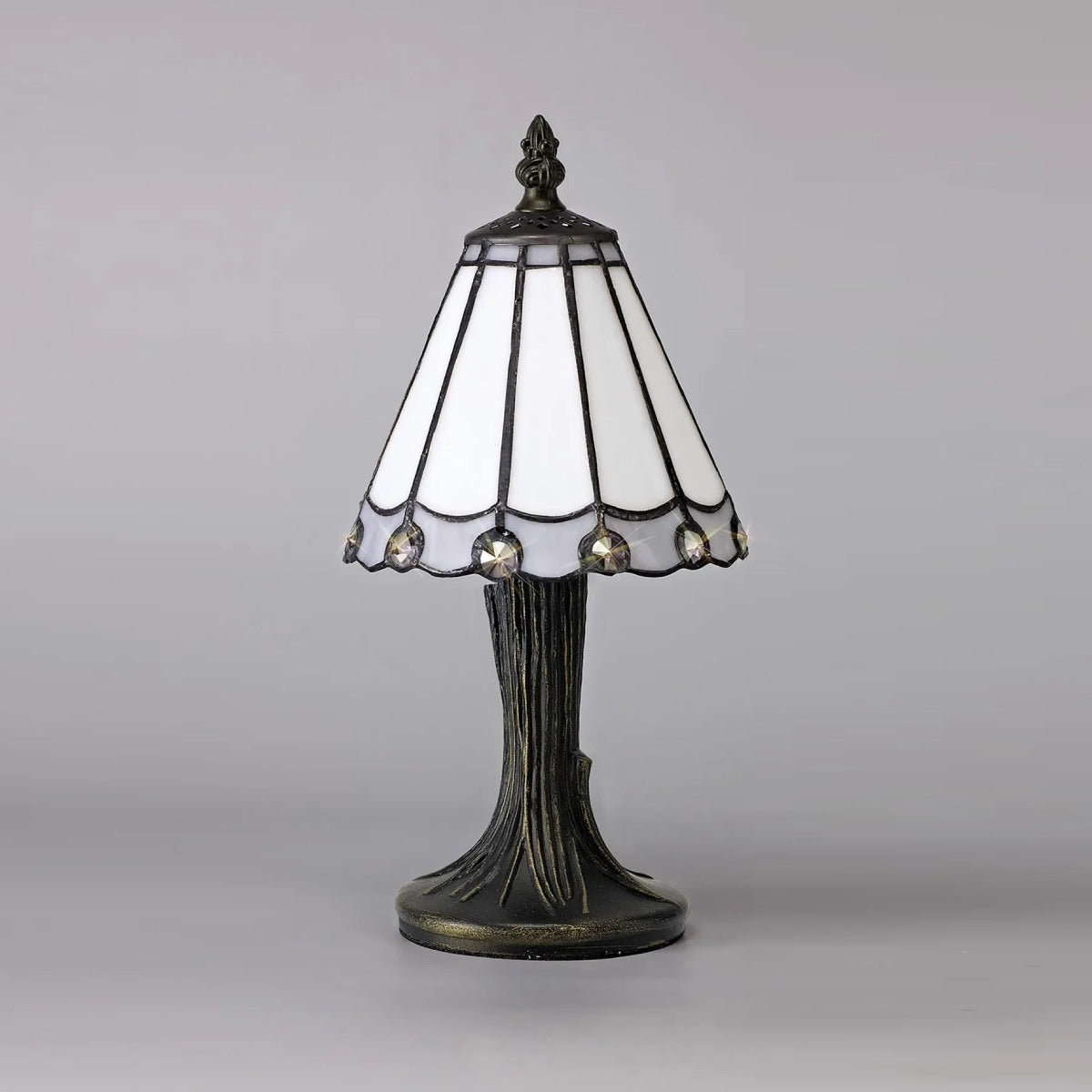 Novena Livin Tiffany Table Lamp in White Grey Clear Crystal