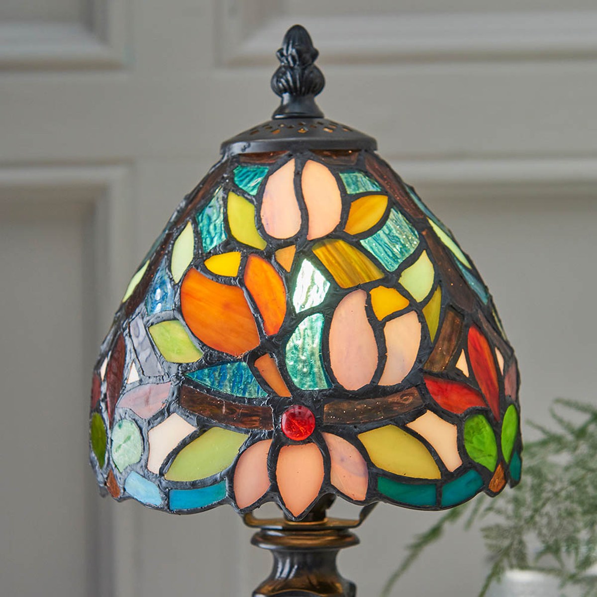 Interiors 1900 Sylvette Mini Tiffany Table Lamp in Satin Black