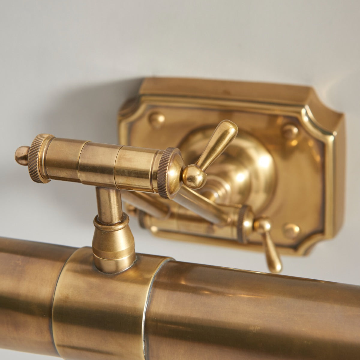 Interiors 1900 Winchester 2 Light 14 inch Picture Light in Solid Brass
