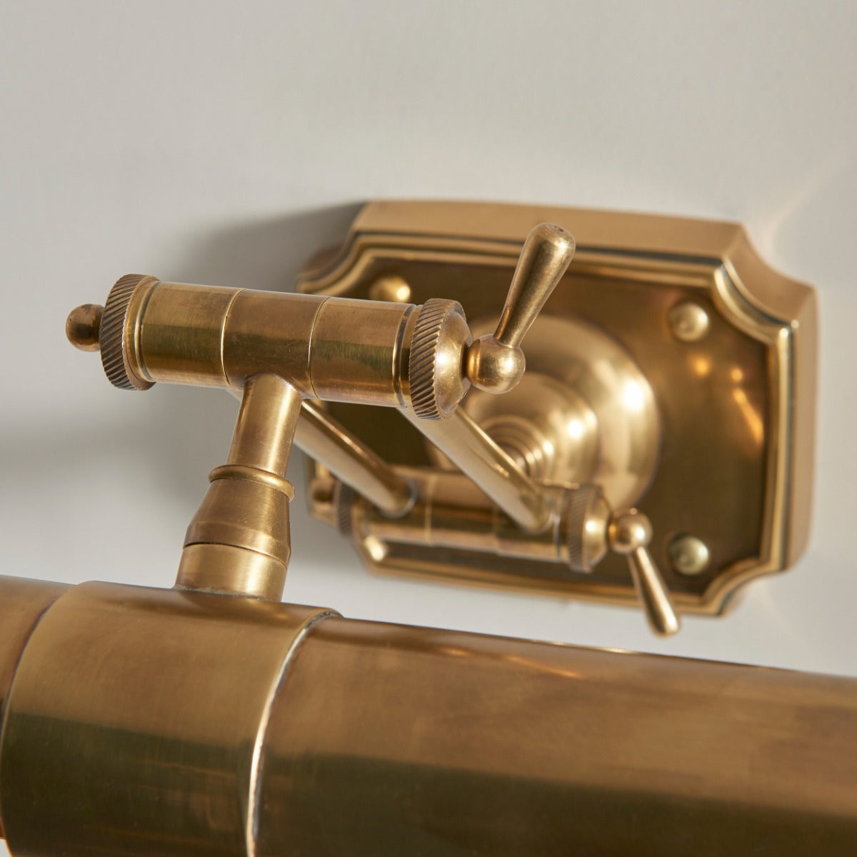 Interiors 1900 Winchester 2 Light 20 inch Picture Light in Solid Brass
