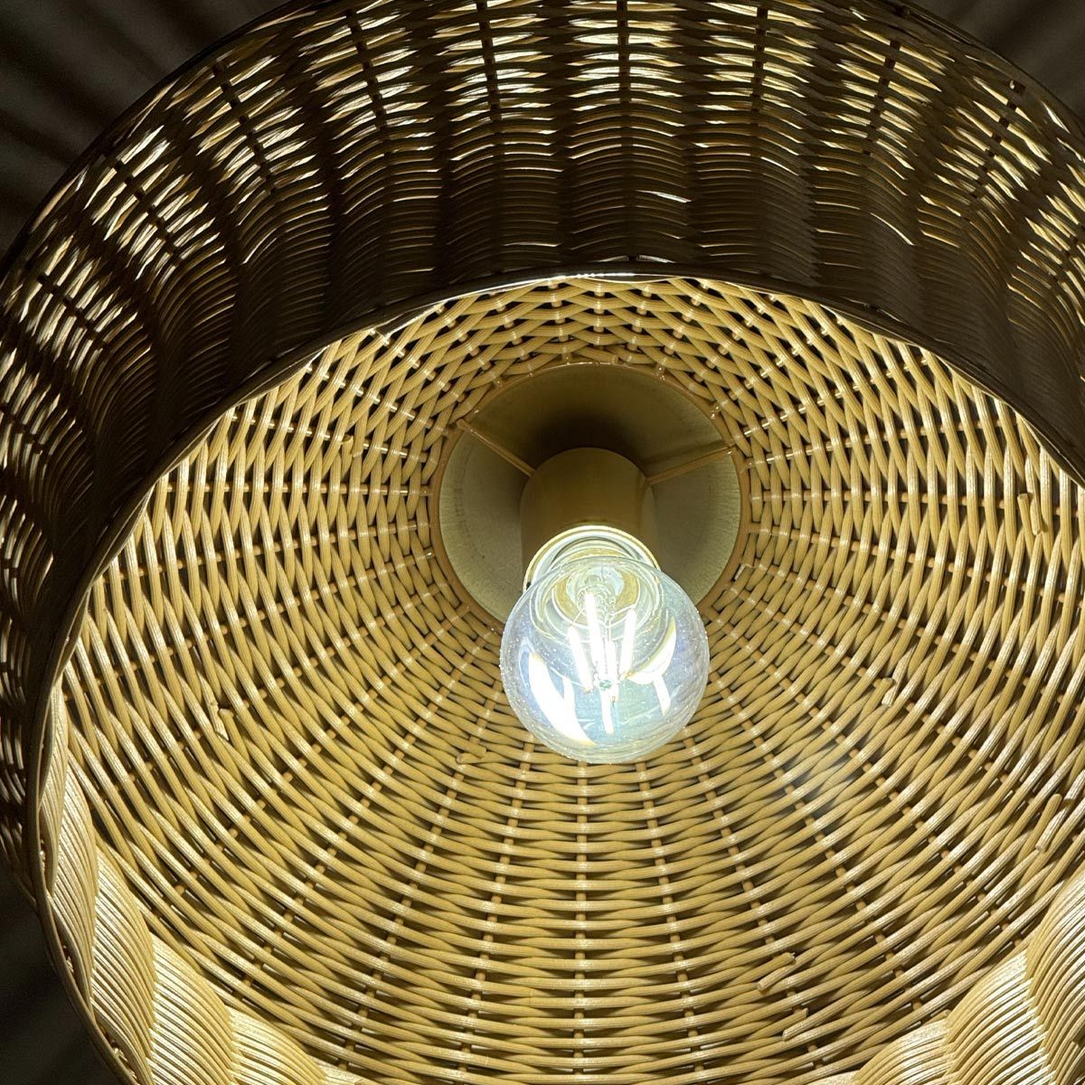 Alora Mood Kai Flush in Brushed Gold & Rattan