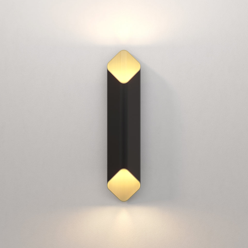 Astro Ako 600 Phase Wall Light