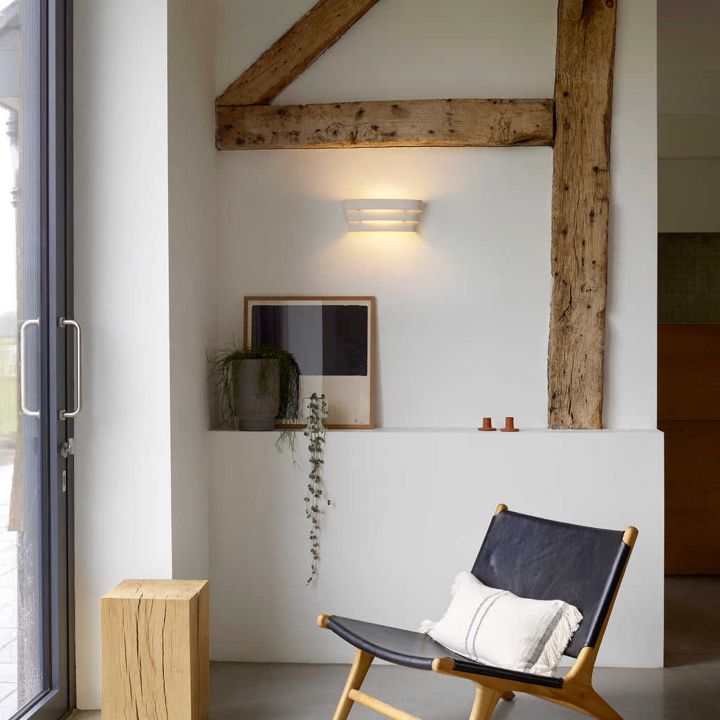 Astro Amas 320 Wall Light in Ceramic