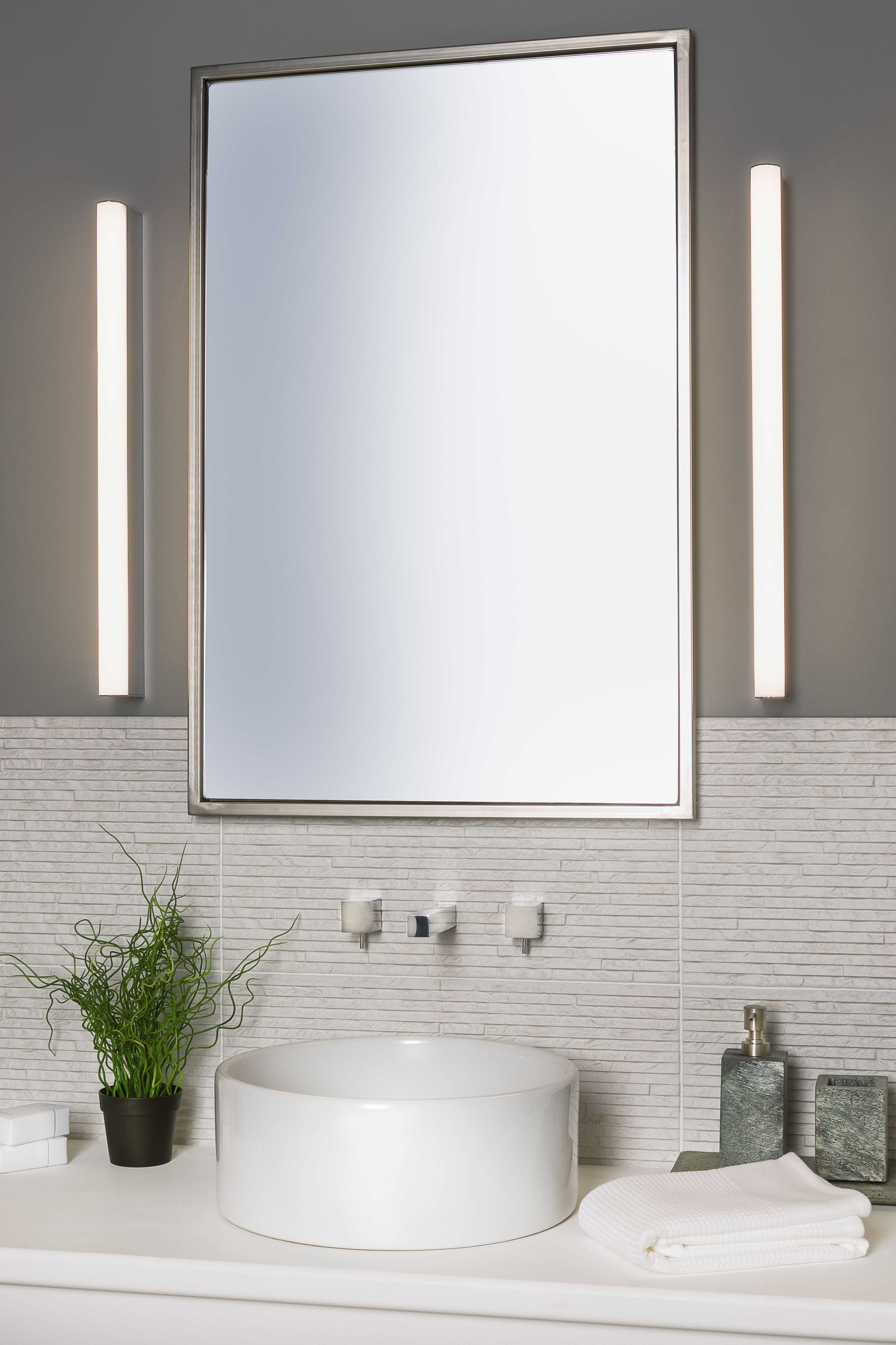 Astro Artemis 600 LED Bathroom Wall Light in Polished Chrome