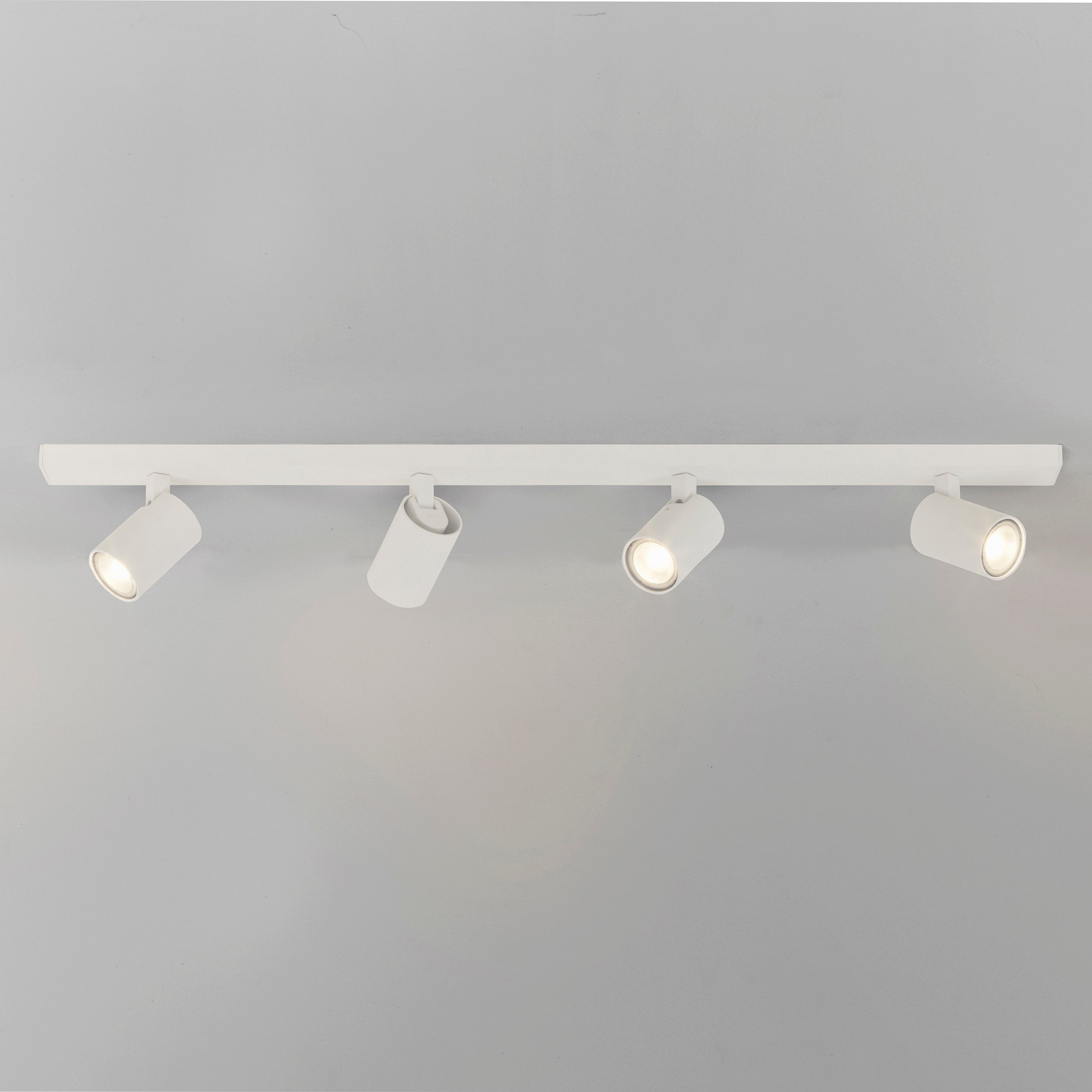 Astro Ascoli 4 Light Bar Spotlight in Textured White