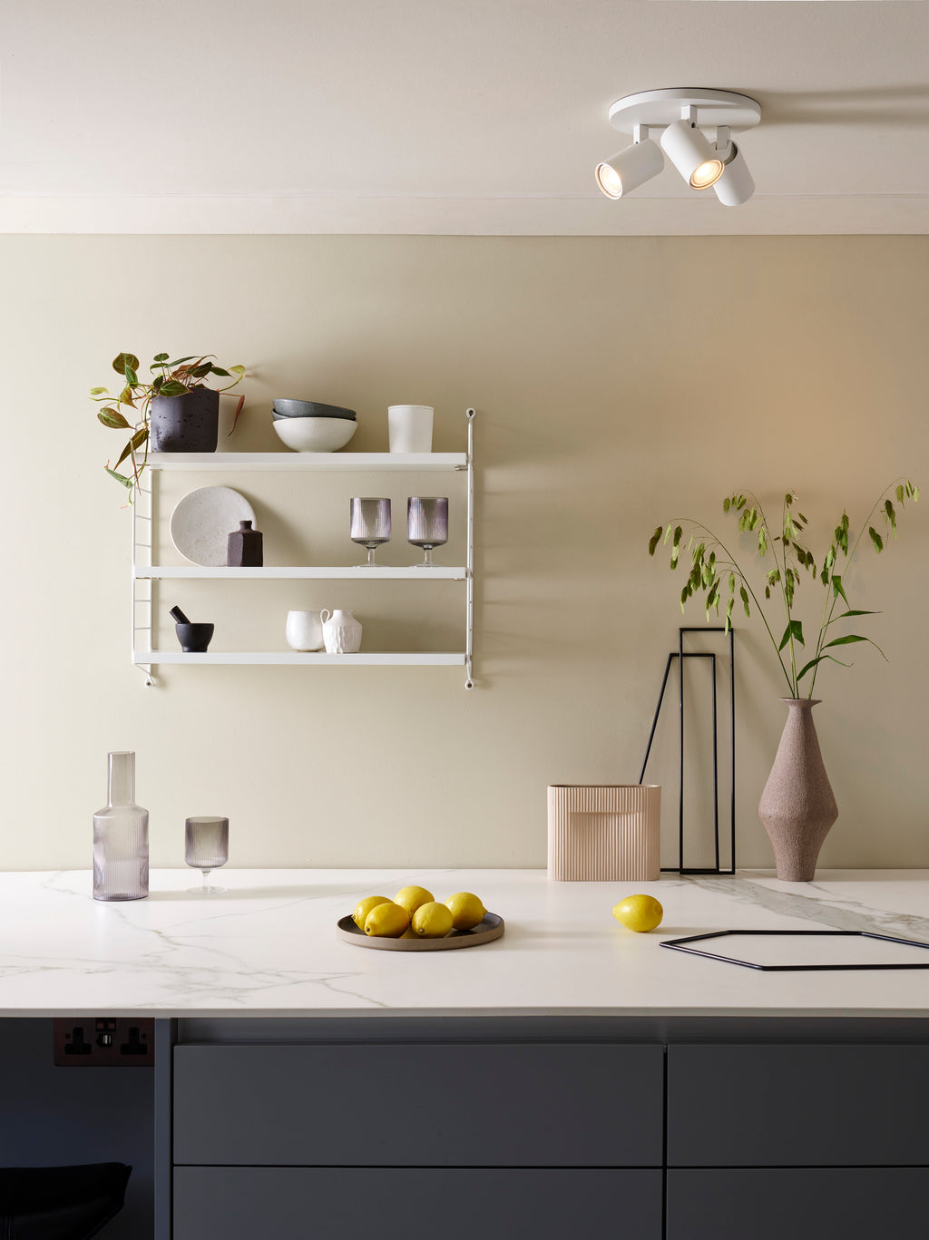 Astro Ascoli Triple Round Spotlight in Textured White