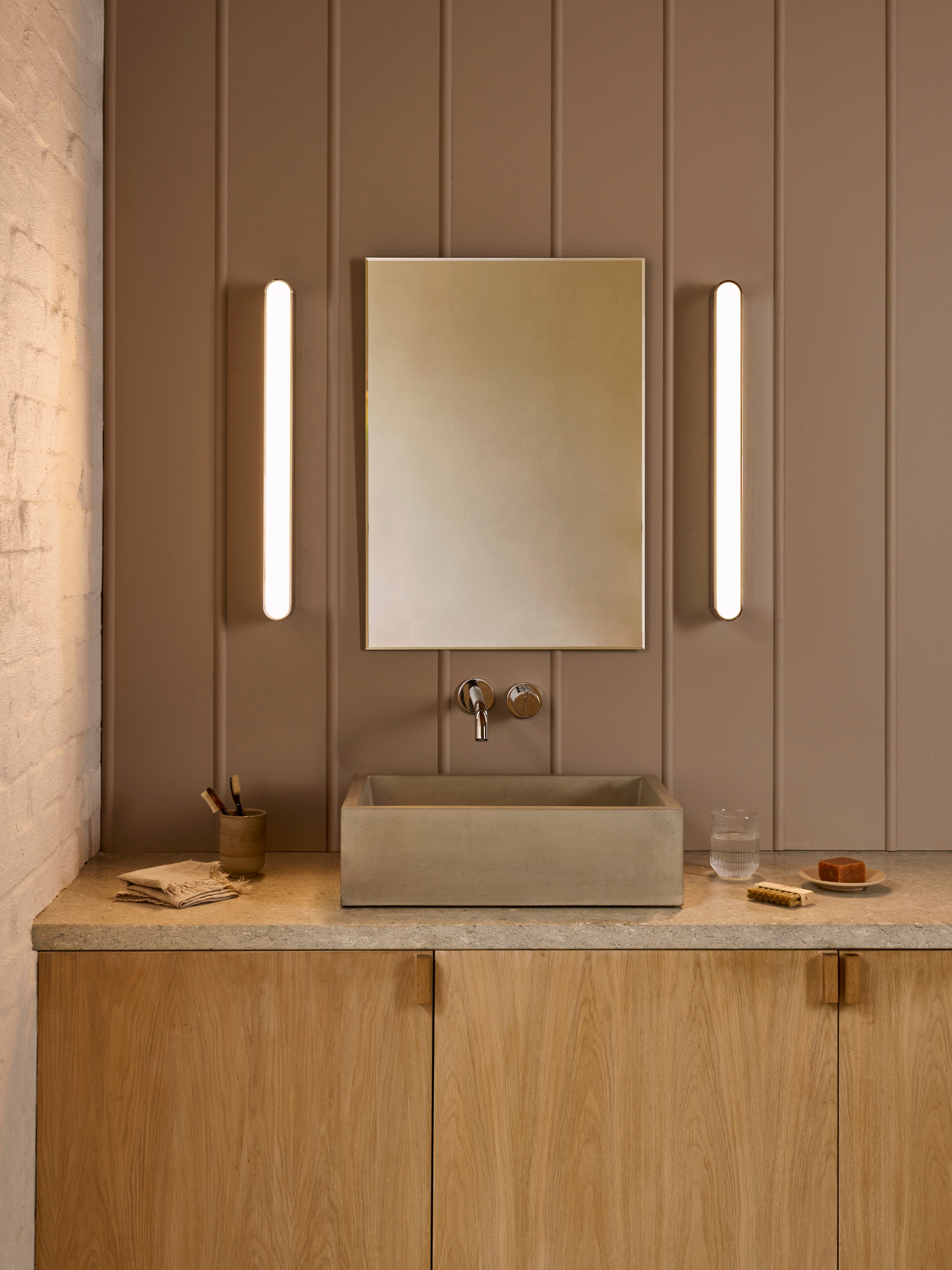 Astro Atticus 600 Bathroom Wall Light in Polished Chrome