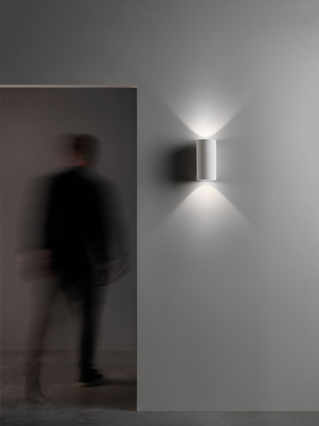 Astro Bologna 240 Wall Light in Plaster