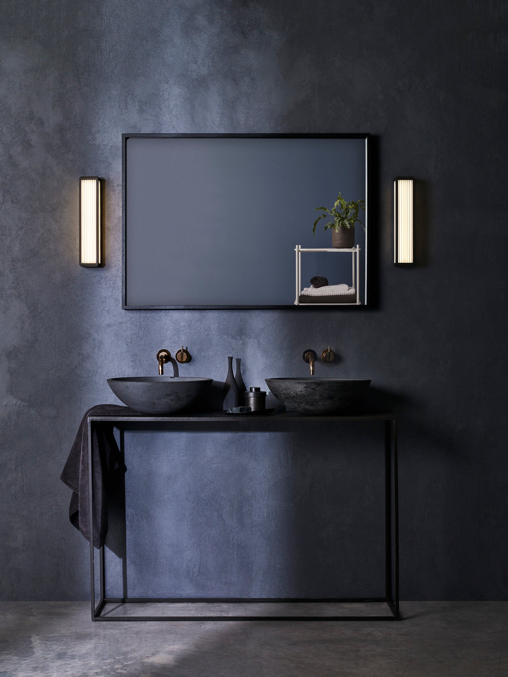 Astro Boston 370 Bathroom Wall Light 