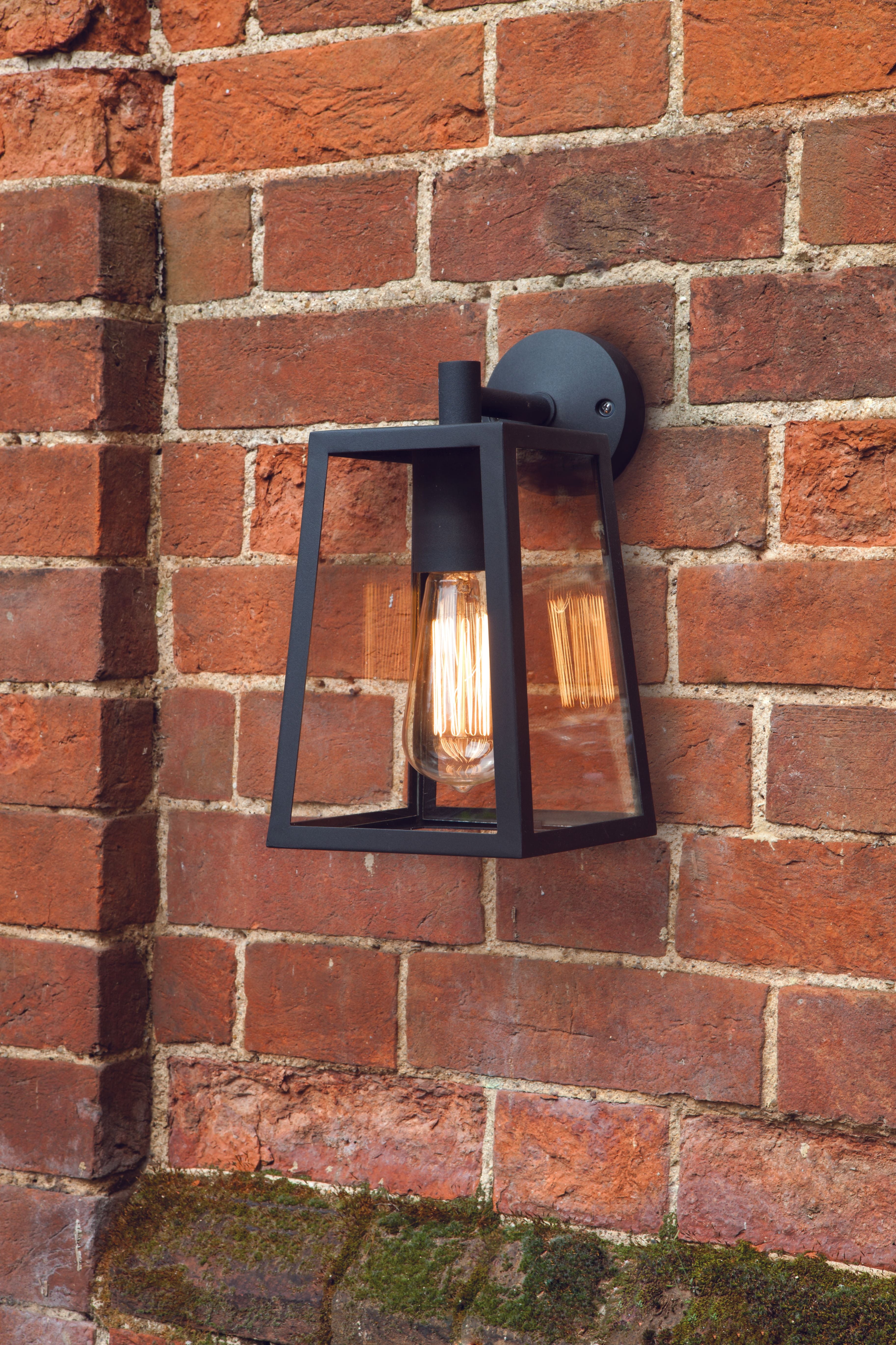 Astro Calvi 215 Outdoor Porch Wall Light in Textured Black