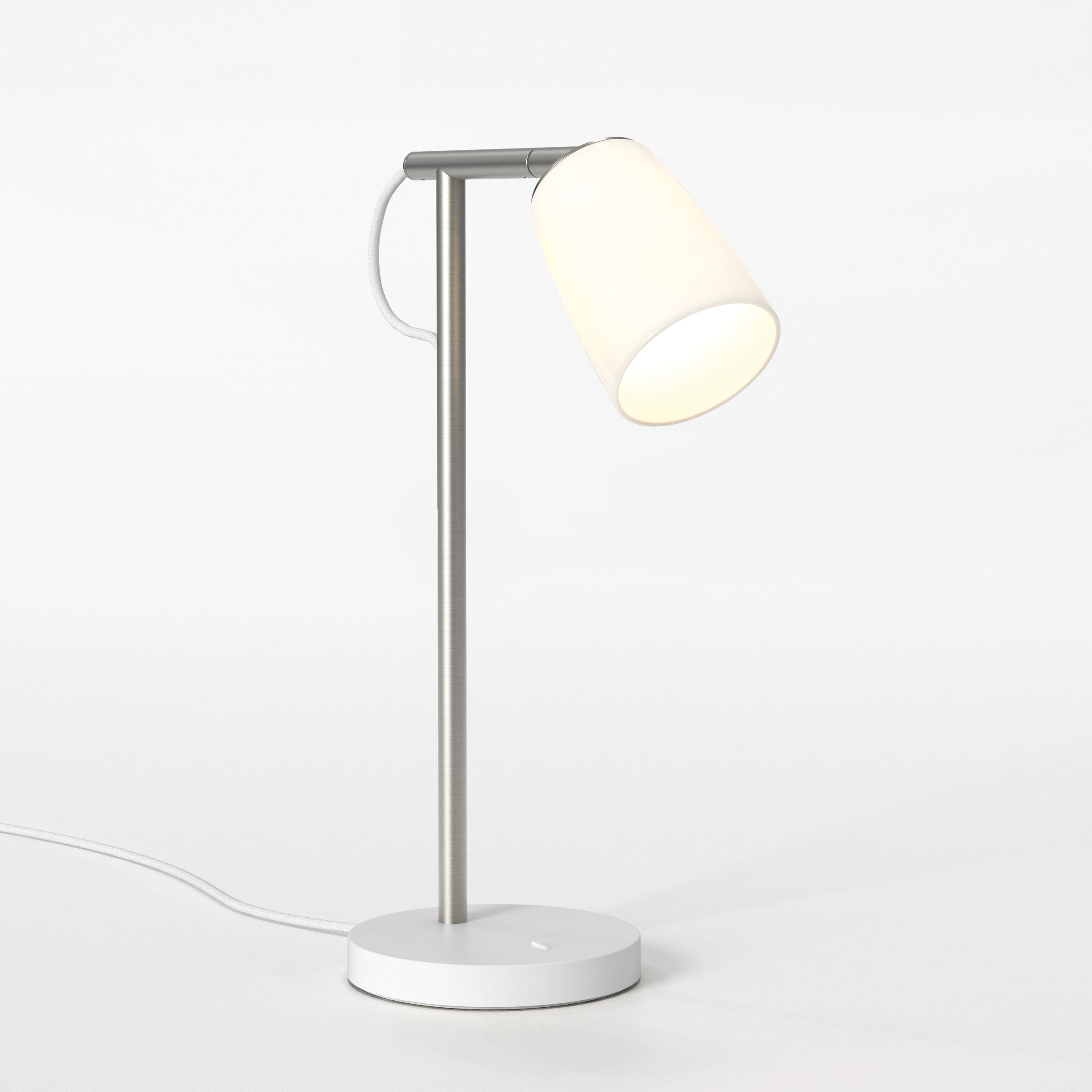 Astro Carlton Desk Lamp in Porcelain