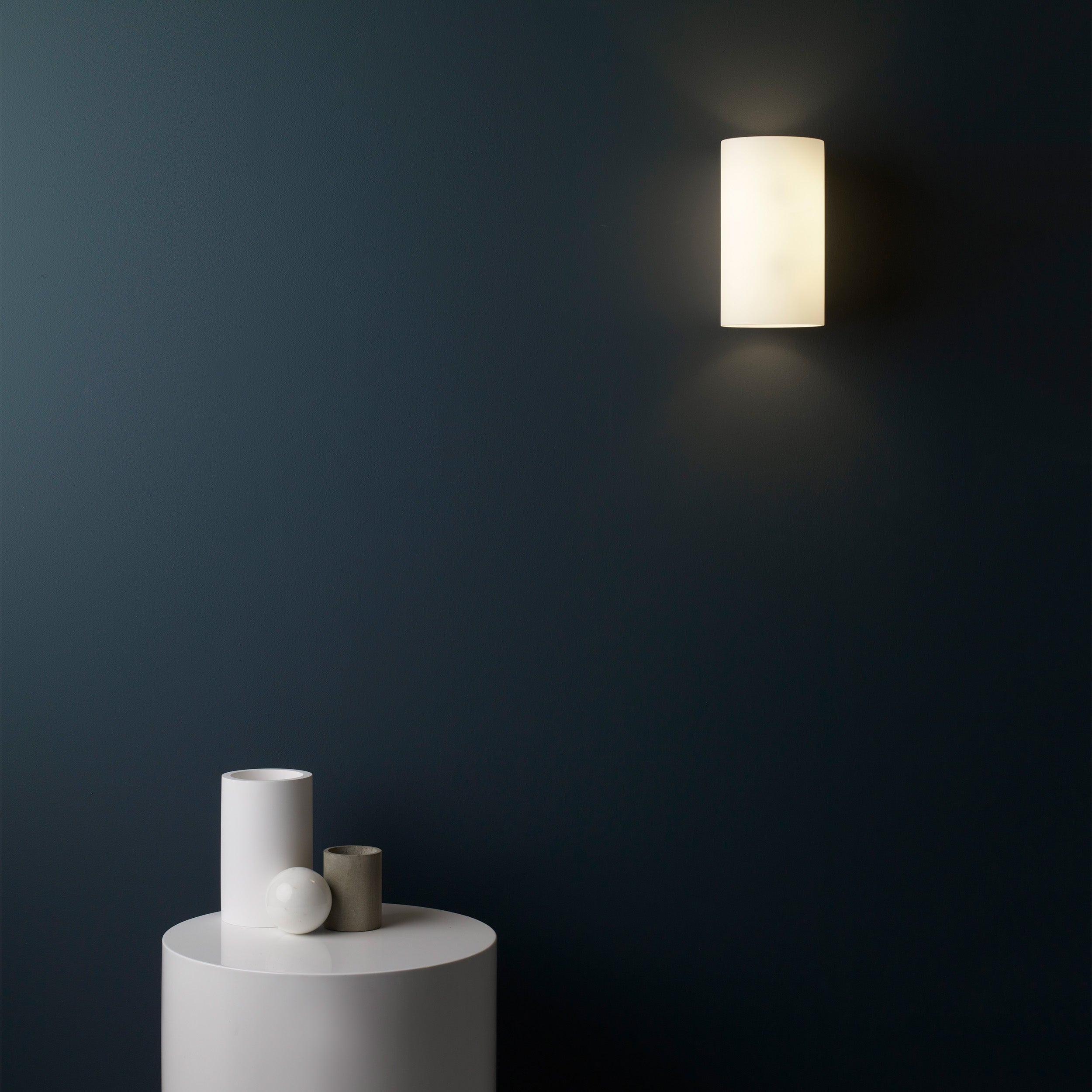 Astro Cyl 200 Indoor Wall Light in White Glass