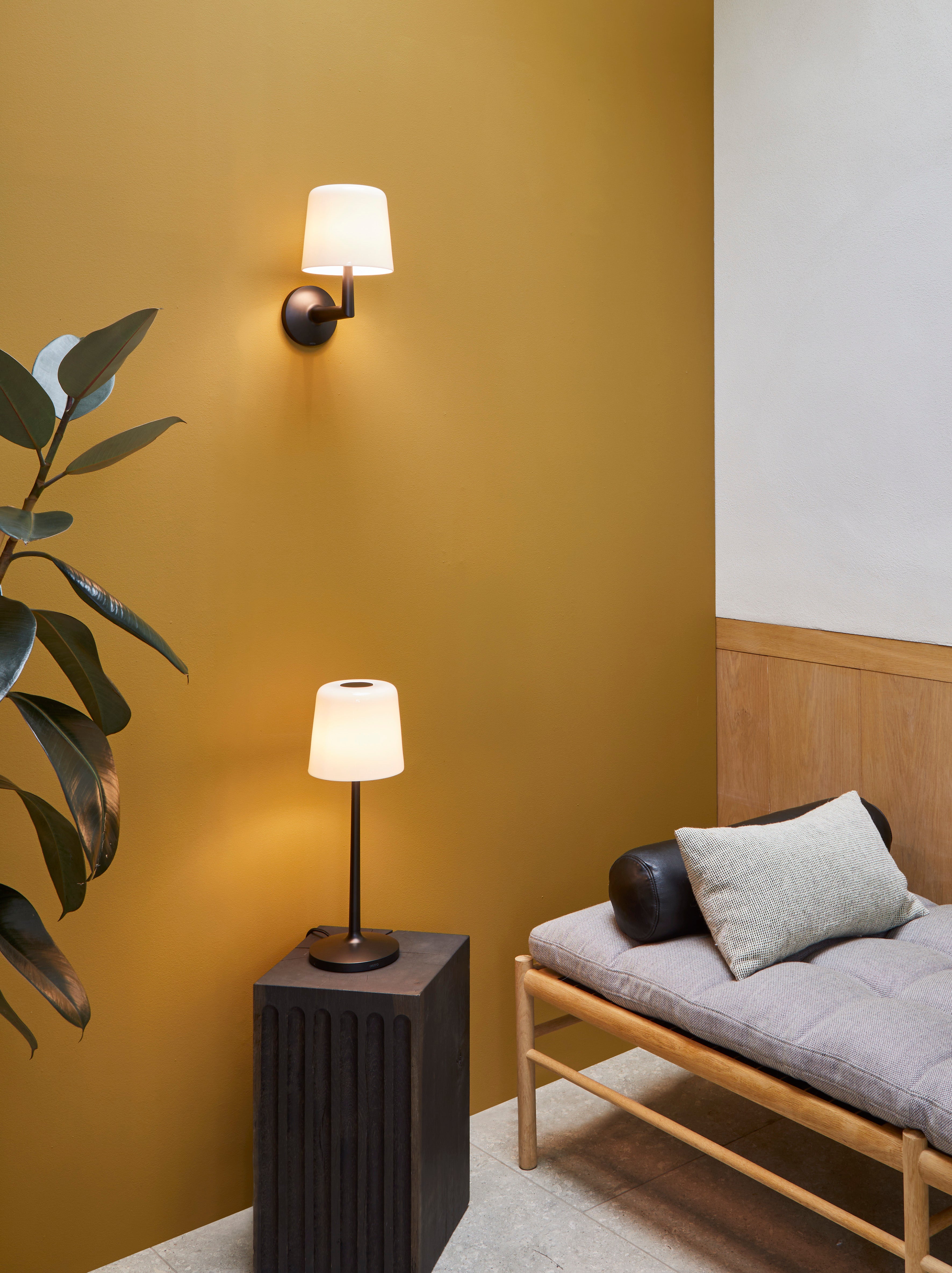 Astro Ella Desk Lamp in Matt Black