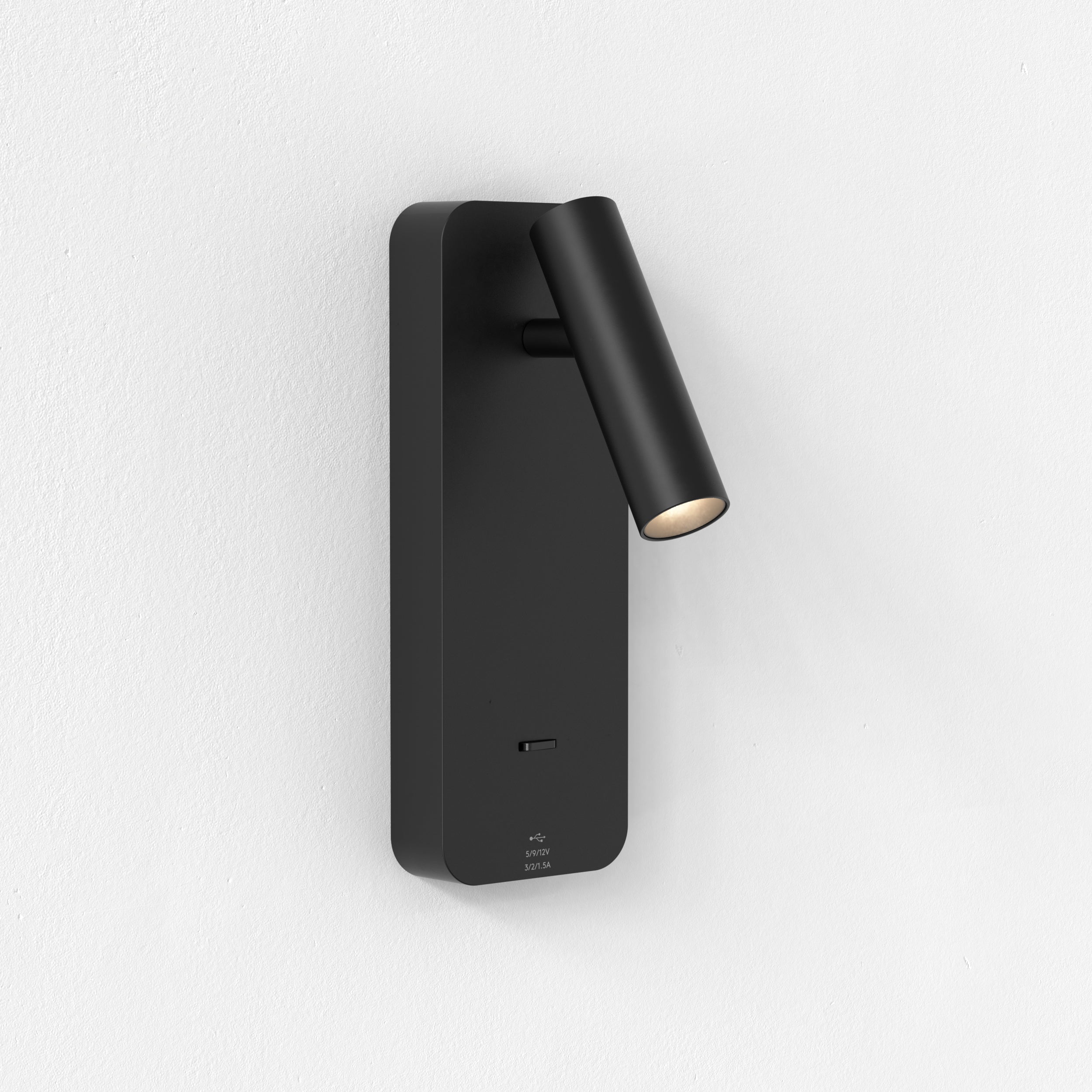 Astro Enna Surface USB A+C Reading Light