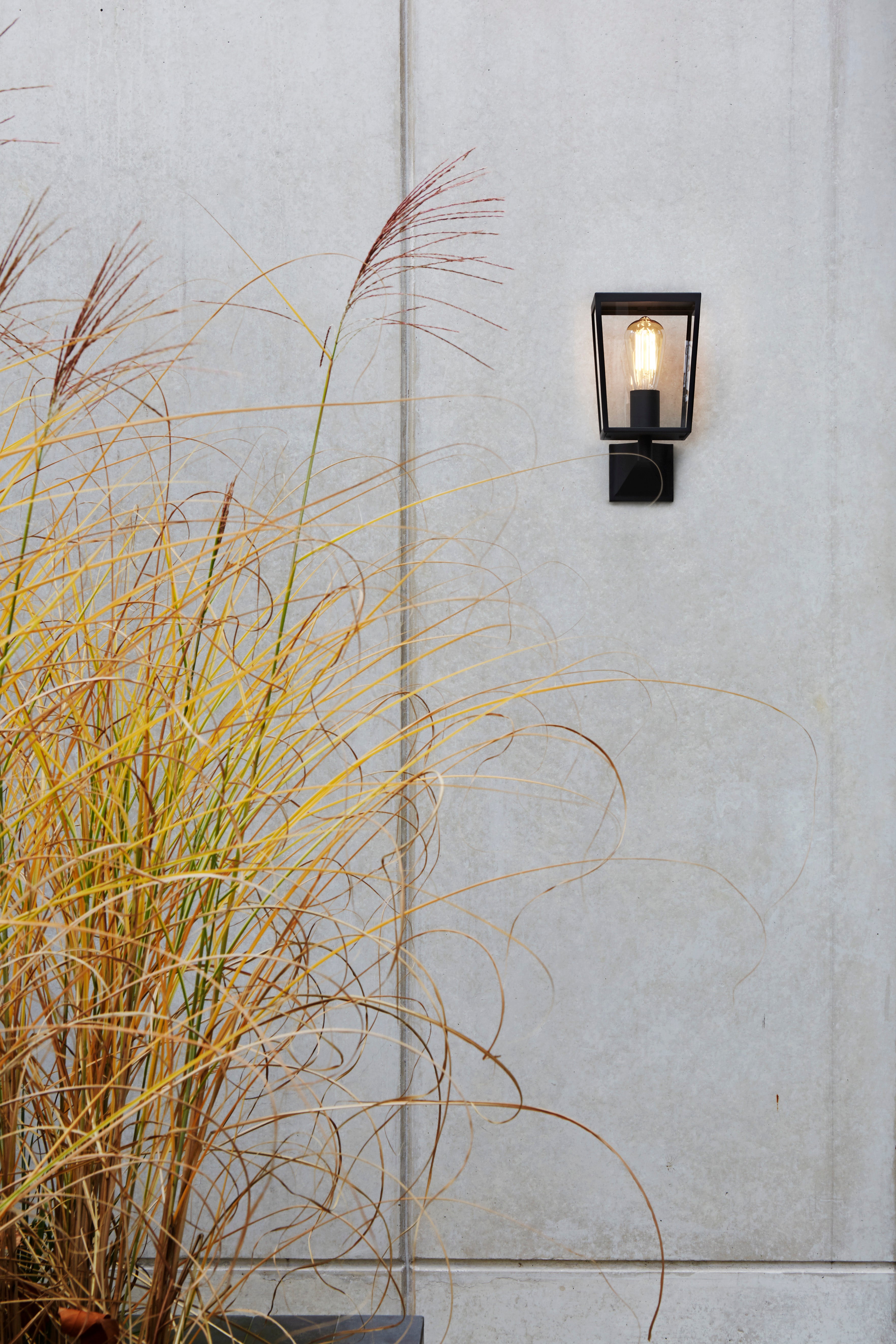 Astro Farringdon Outdoor Wall Light in Textured Black