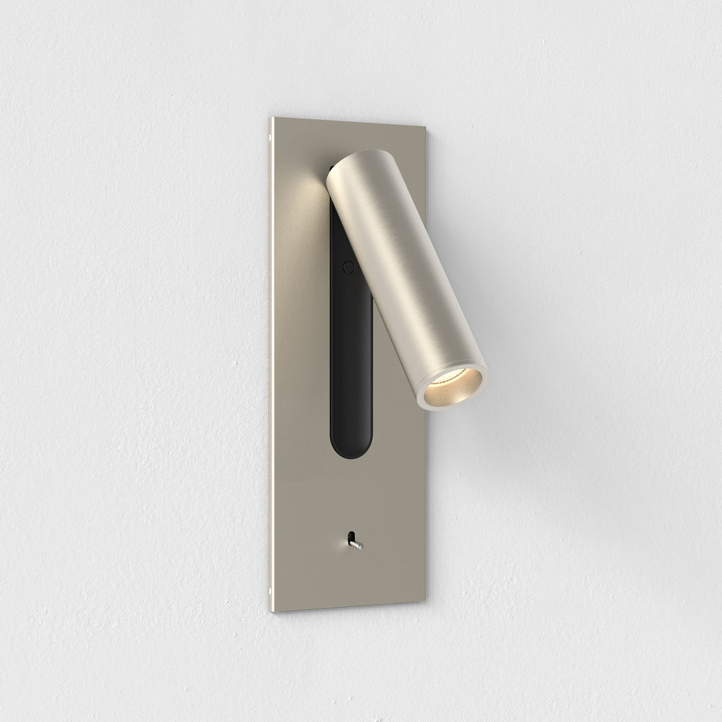 Astro Fuse 3 Toggle Reading Light
