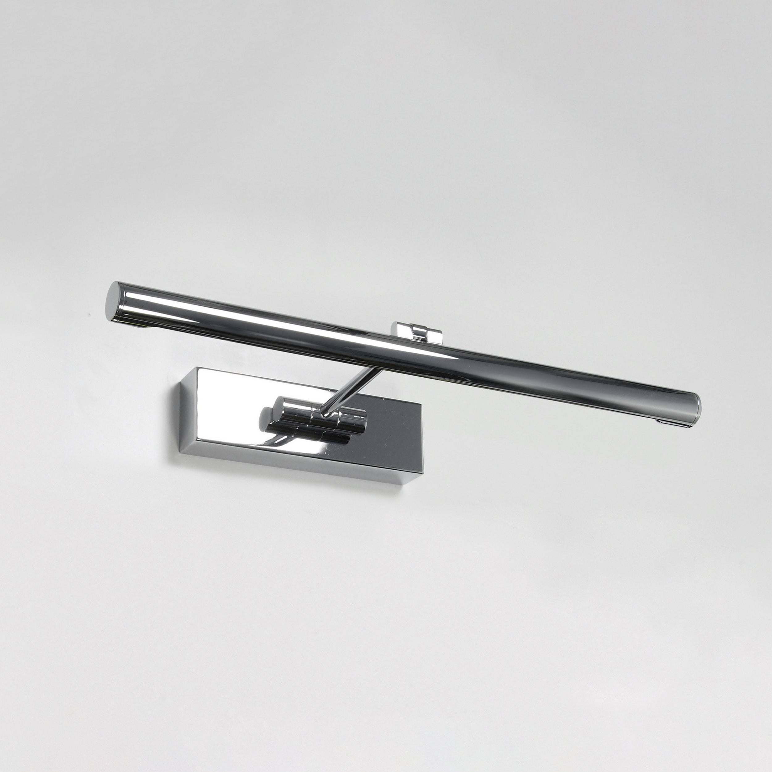 Astro Goya 460 Picture Light in Polished Chrome