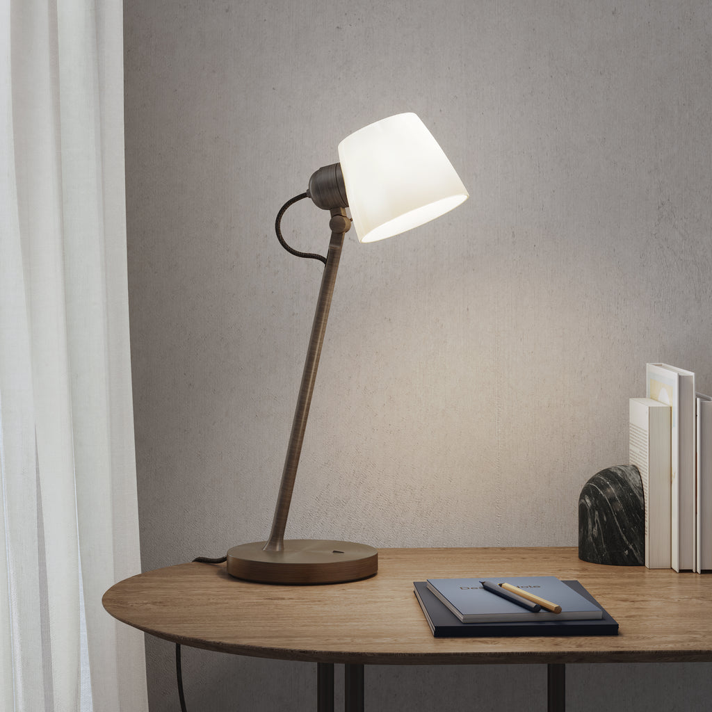 Astro Imari Desk Lamp in Bronze