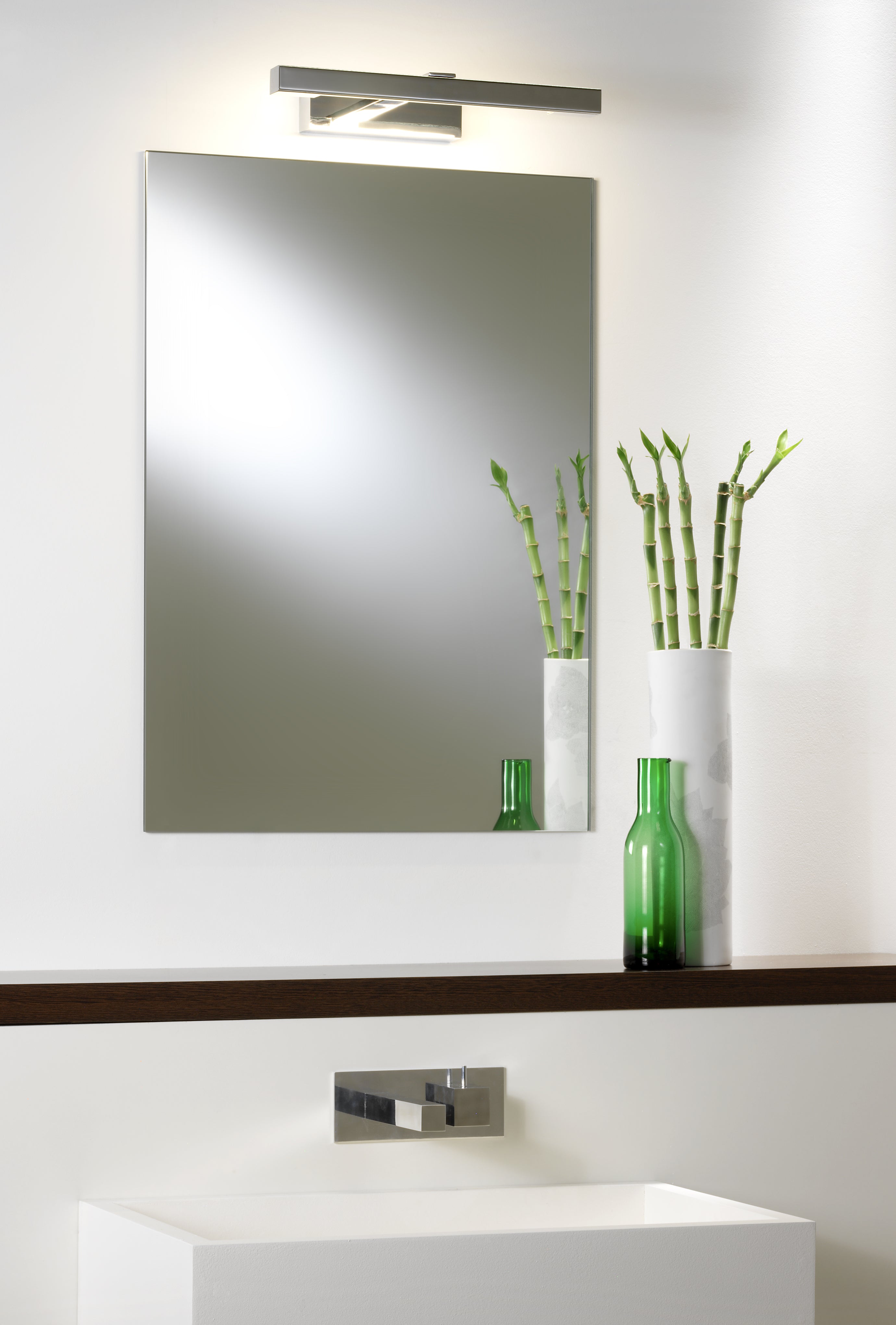 Astro Kashima 350 LED 1 Light Bathroom Wall Light in Polished Chrome