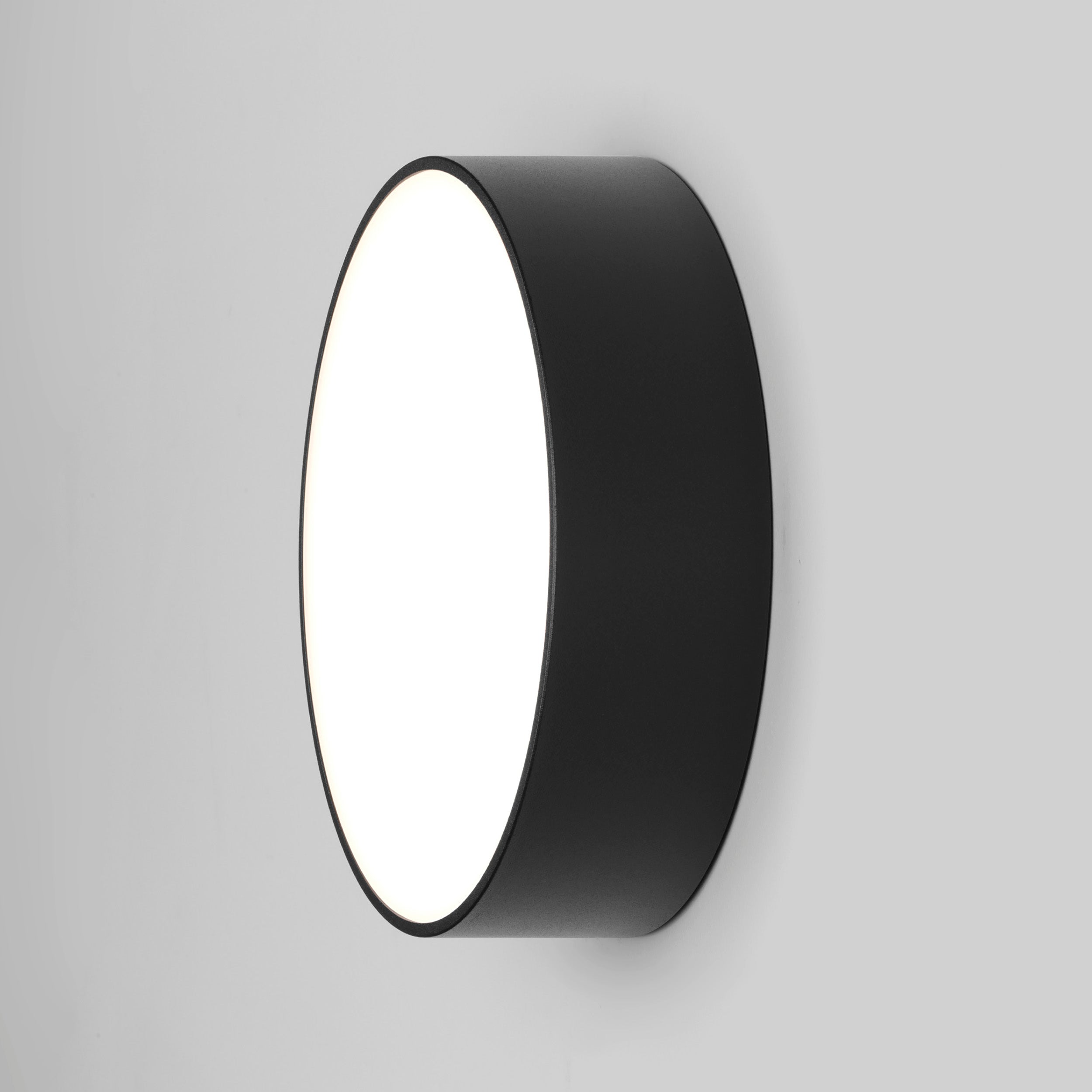 Astro Kea 250 Round Outdoor Wall Light in Textured Black IP65