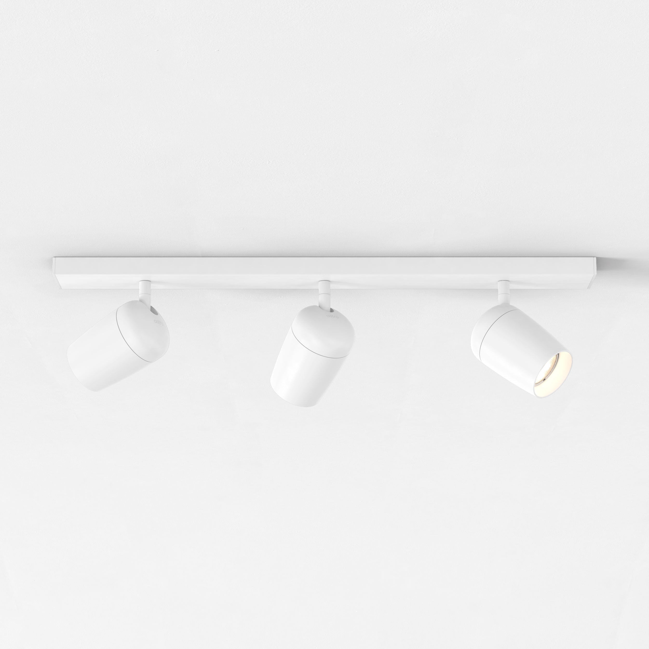 Astro Koto 3 Light Spotlight in Matt White