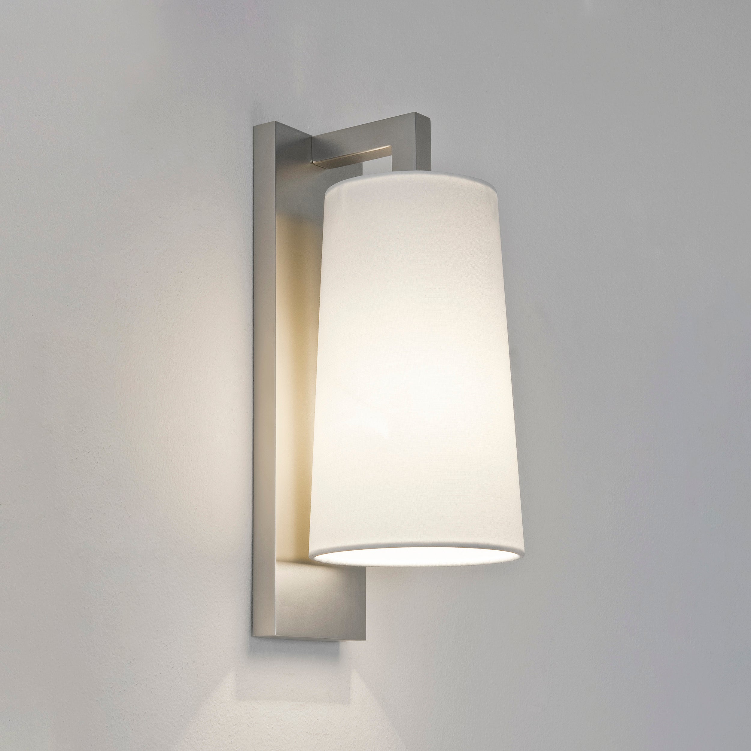 Astro Lago 280 Bathroom Wall Light