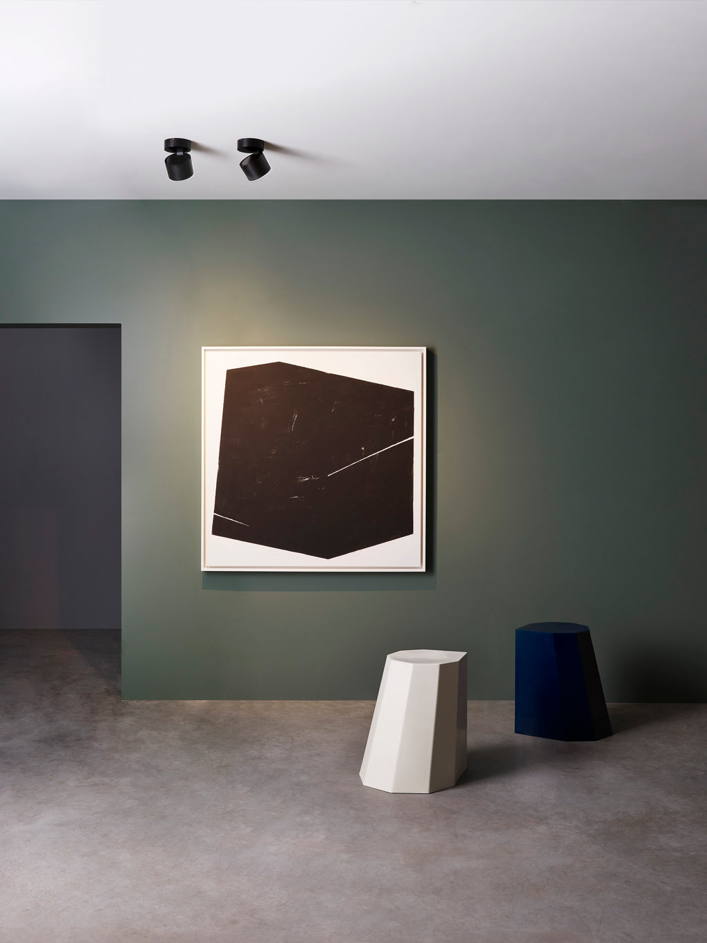 Astro Lynx Spotlight in Matt Black