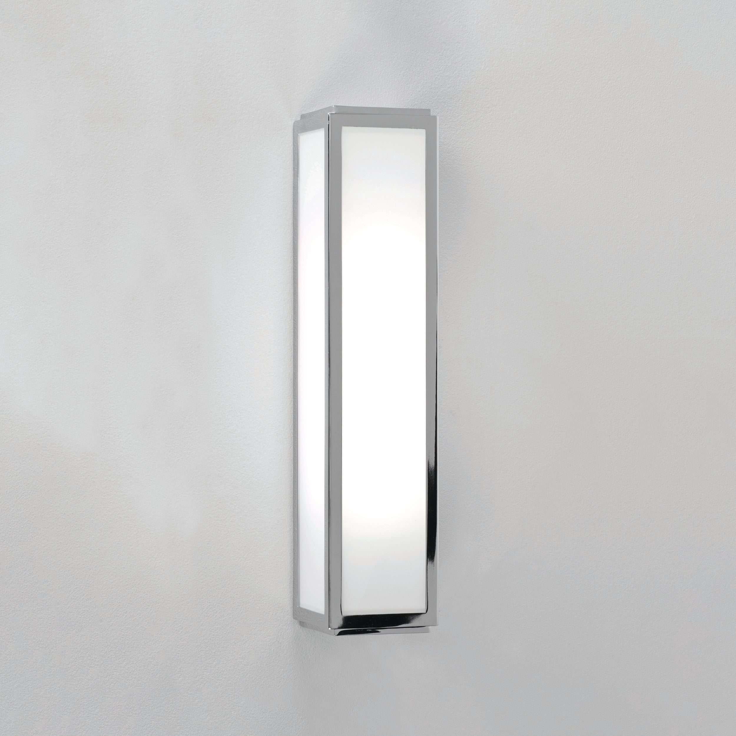 Astro Mashiko 360 Classic Bathroom Wall Light in Polished Chrome