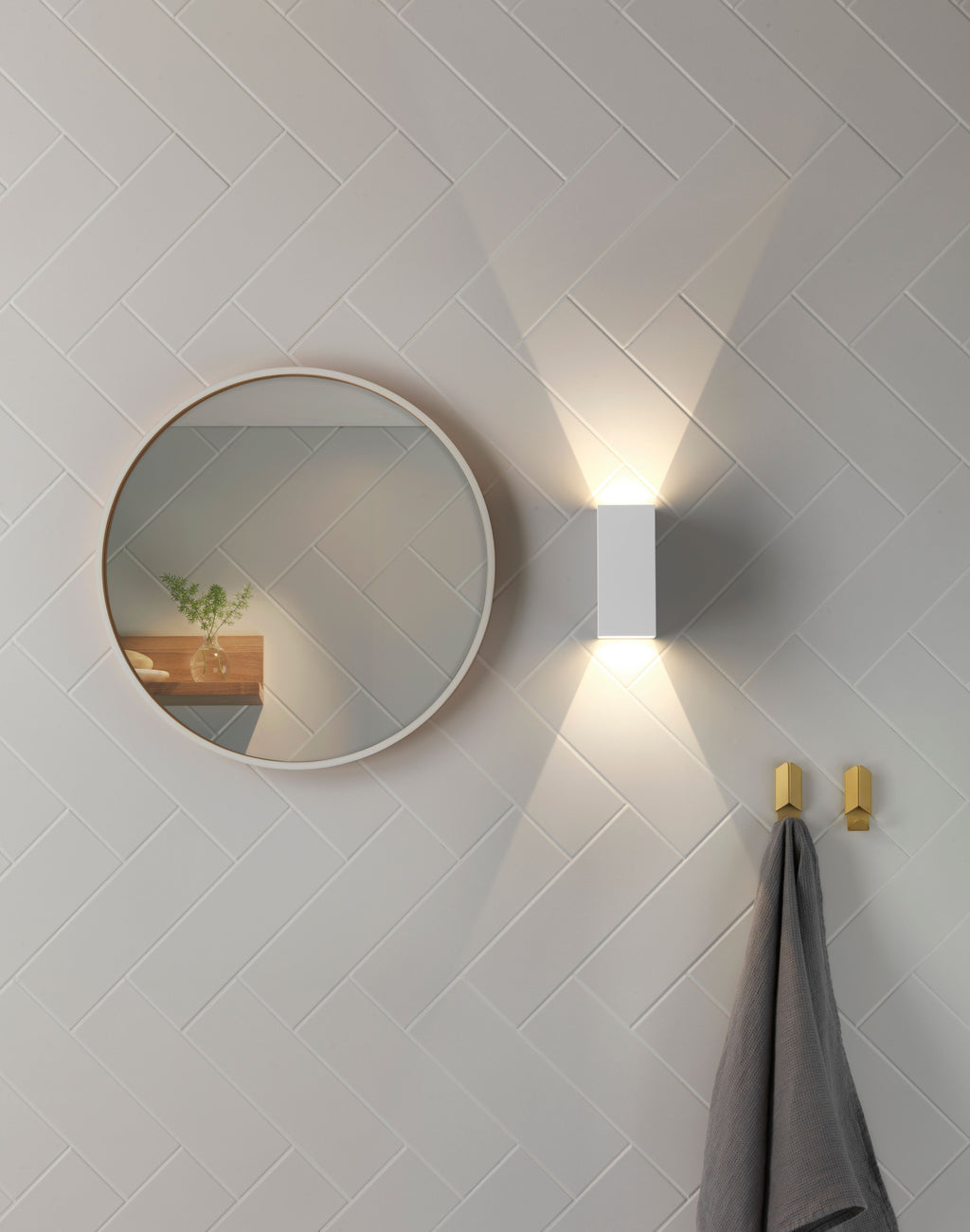 Astro Oslo 160 LED Outdoor Wall Light in Textured White IP65