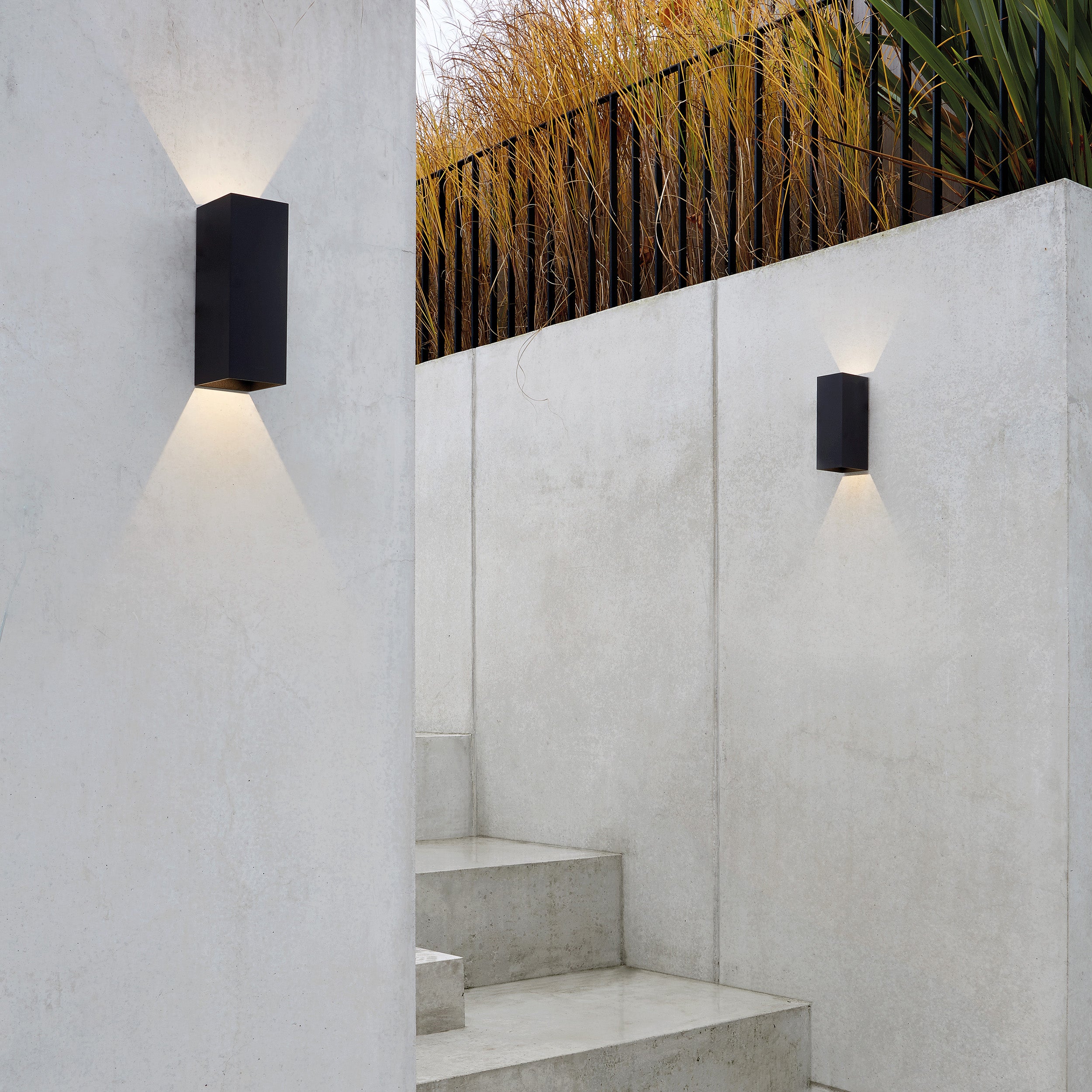 Astro Oslo 255 LED Outdoor Wall Light in Textured Black IP65