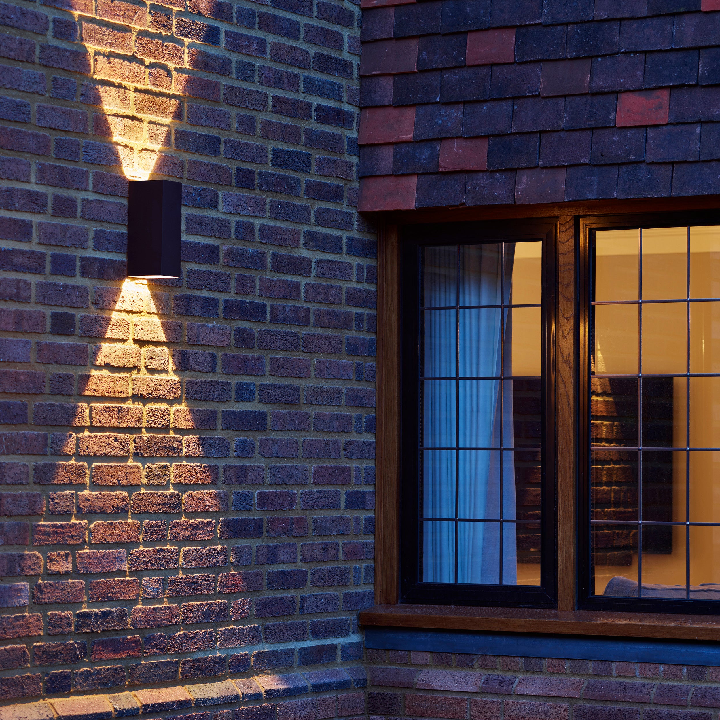 Astro Oslo 255 LED Outdoor Wall Light in Textured Black IP65