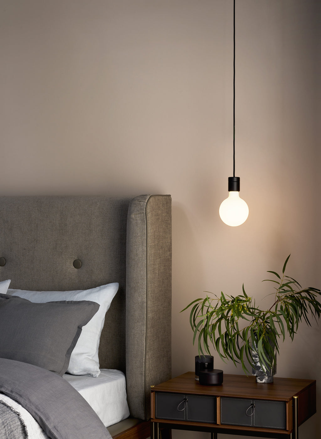 Astro Pendant Suspension Kit 4 in Matt Black