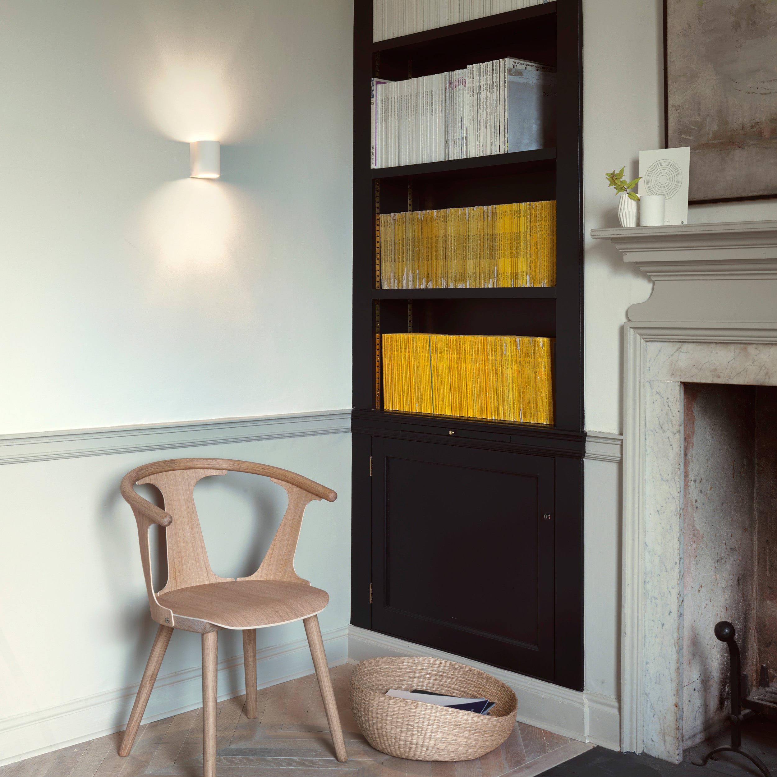 Astro Pero Wall Light in Plaster