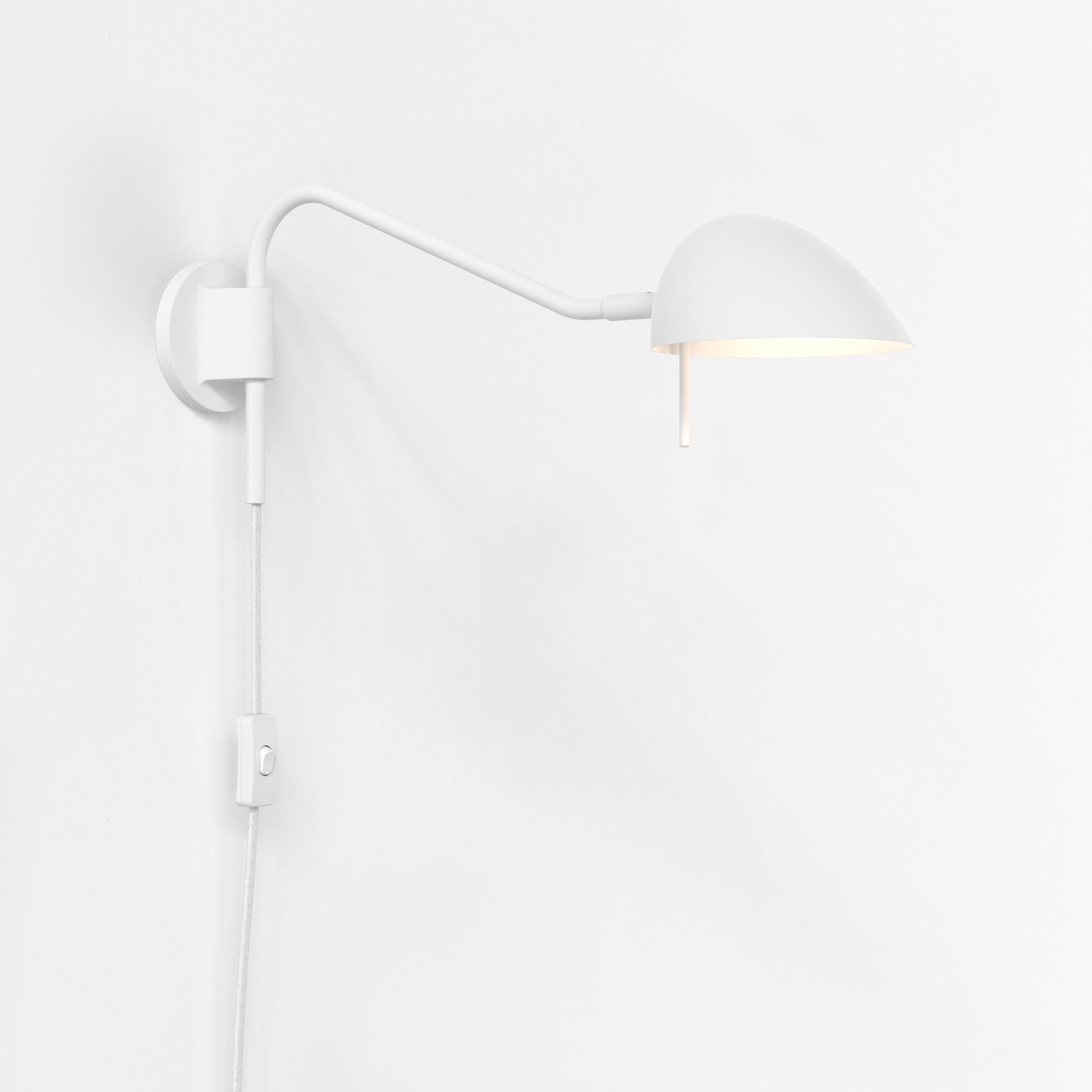 Astro Serge Plug-In Reading Light in Matt White