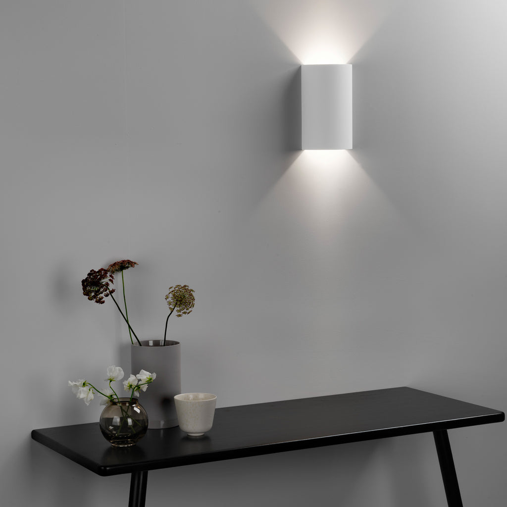 Astro Serifos 220 Wall Light in Plaster