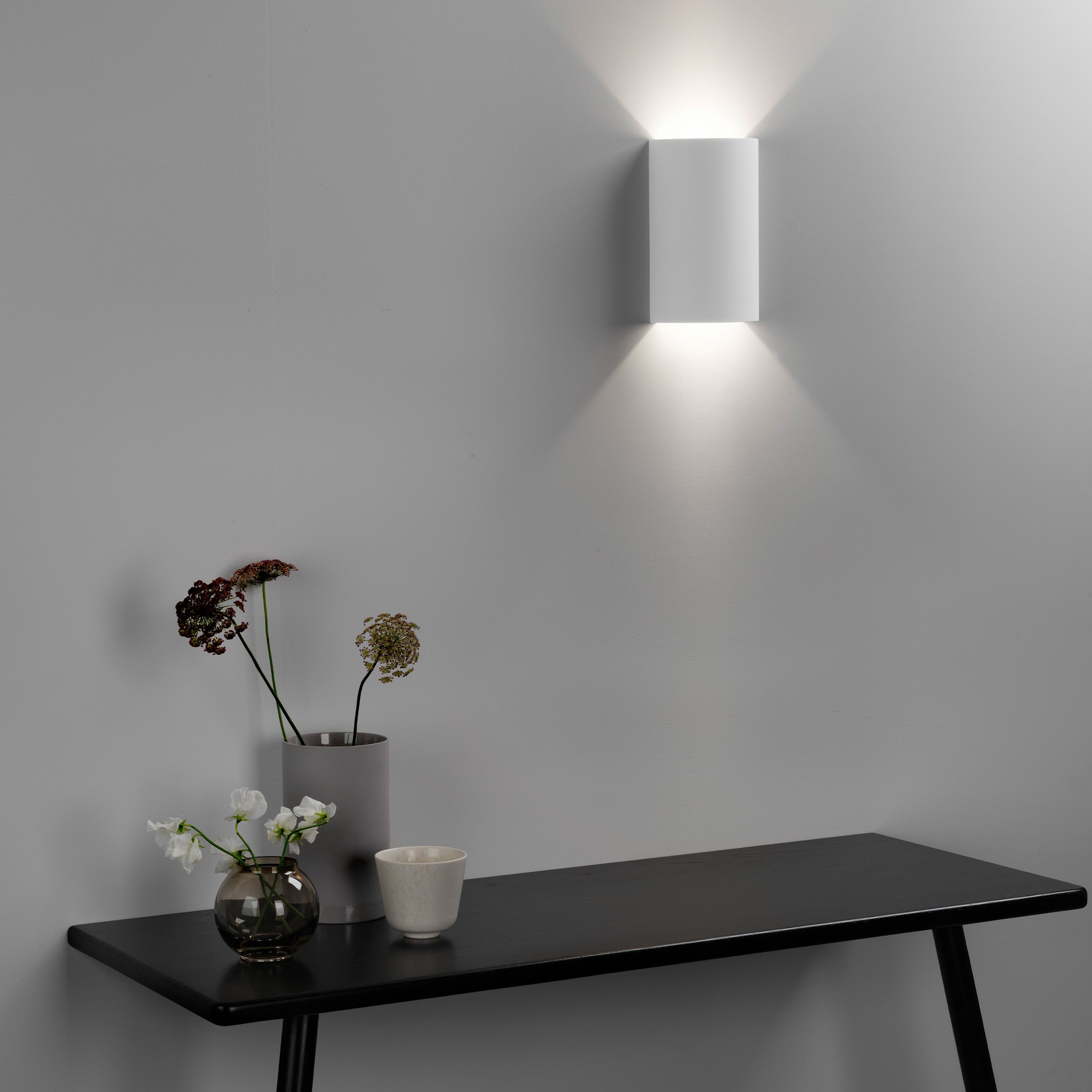 Astro Serifos 220 Wall Light in Plaster