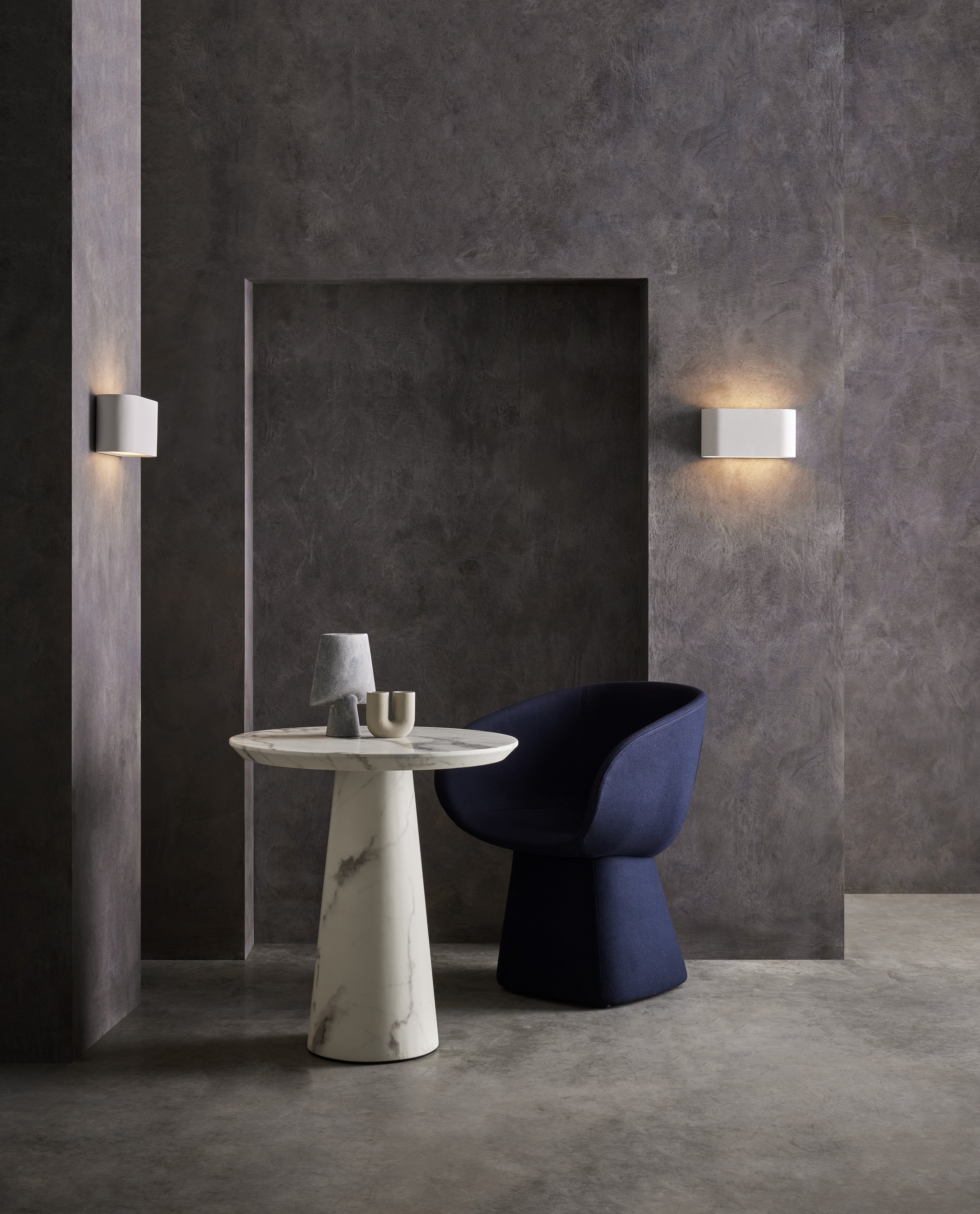 Astro Velo 280 Wall Light in Plaster