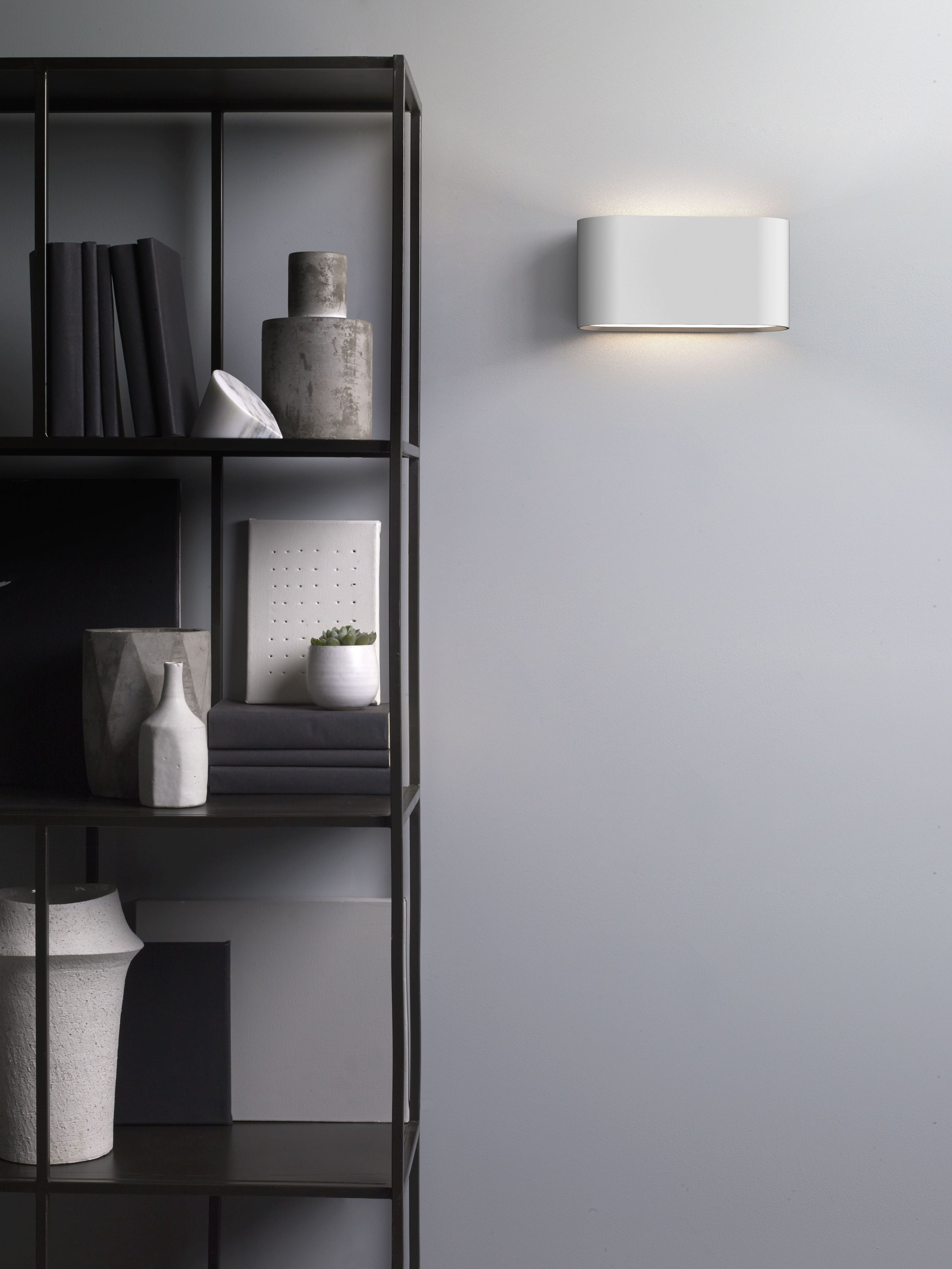 Astro Velo 280 Wall Light in Plaster