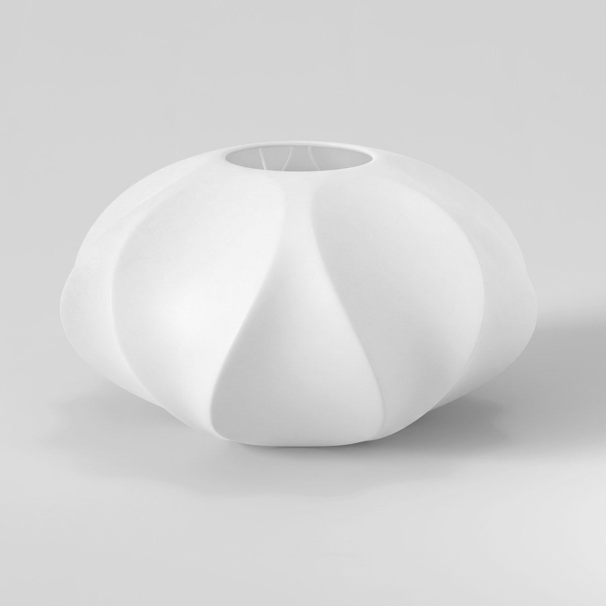 Astro Flow 500 Shade in White Fibre