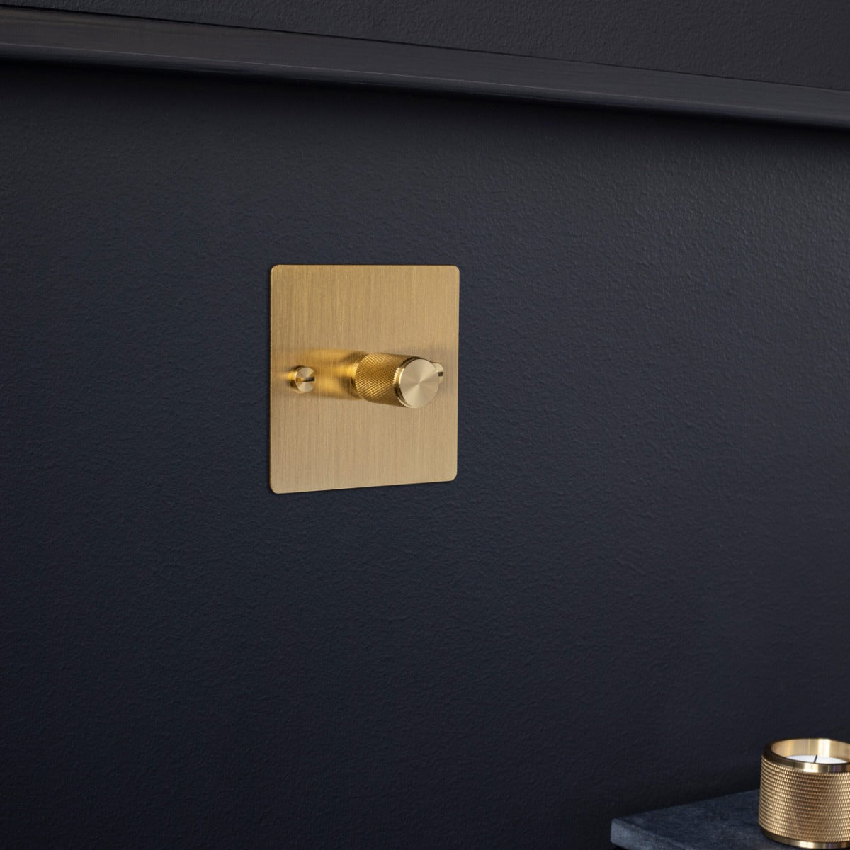 Buster & Punch 1G Dimmer / 120W / Brass