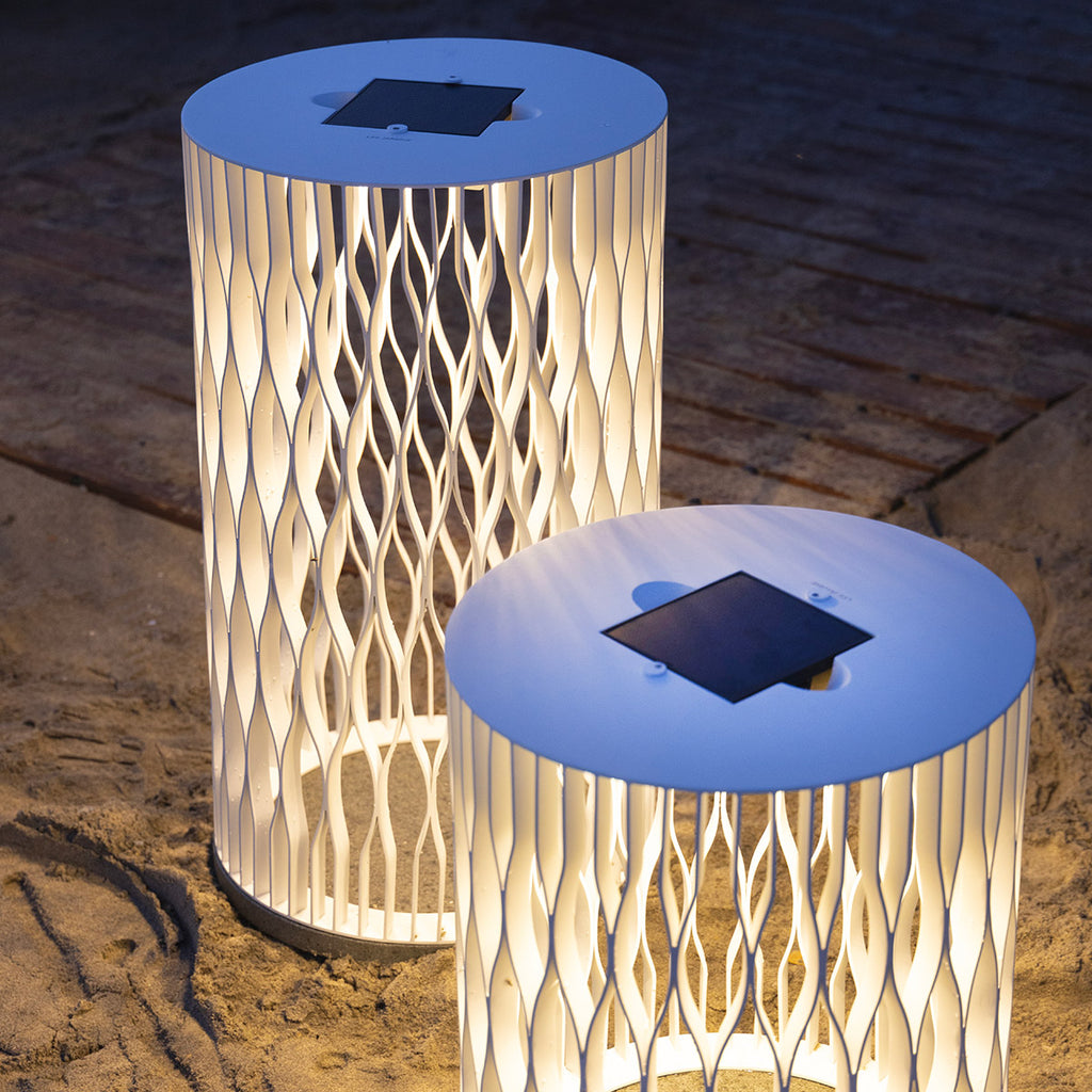 Cadix 500lm Solar & Rechargeable Floor Lamp 50 cm - White Woven Aluminium with Granite Base