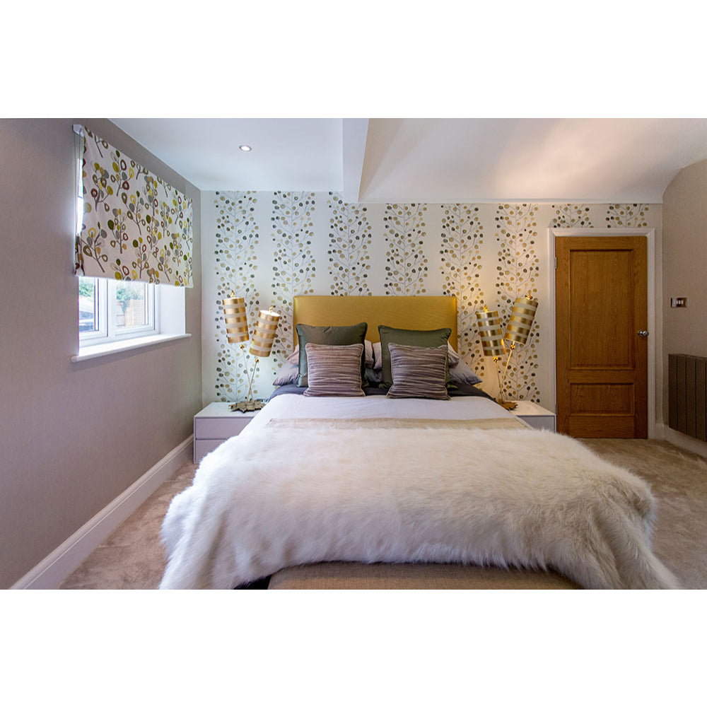 Flambeau Nettle Luxe Table Lamp in Gold