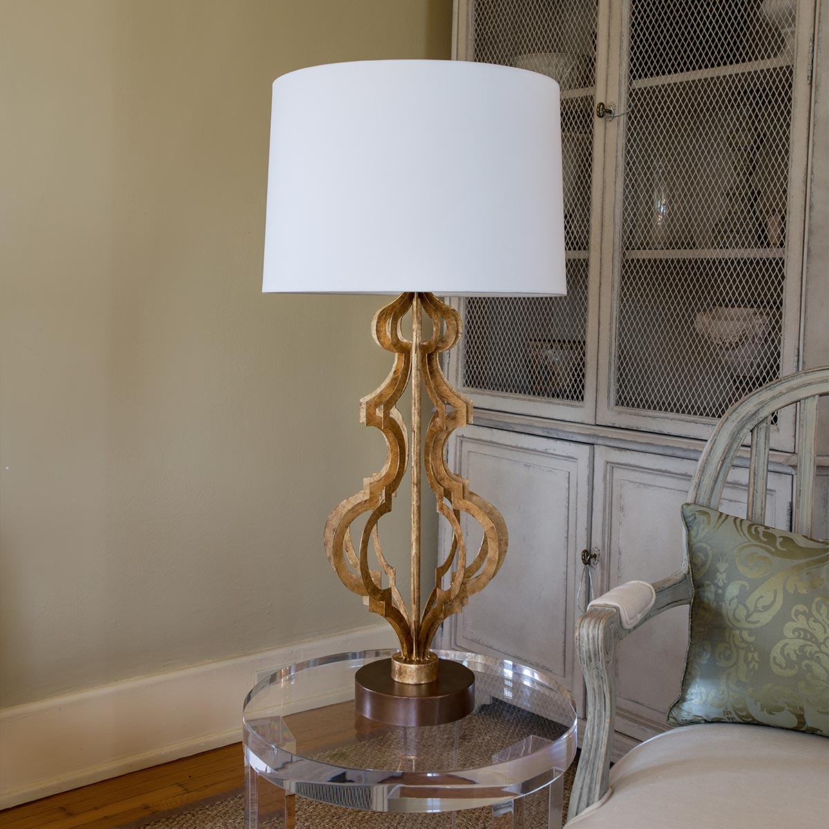 Gilded Nola Octavia Table Lamp in Distressed Gold