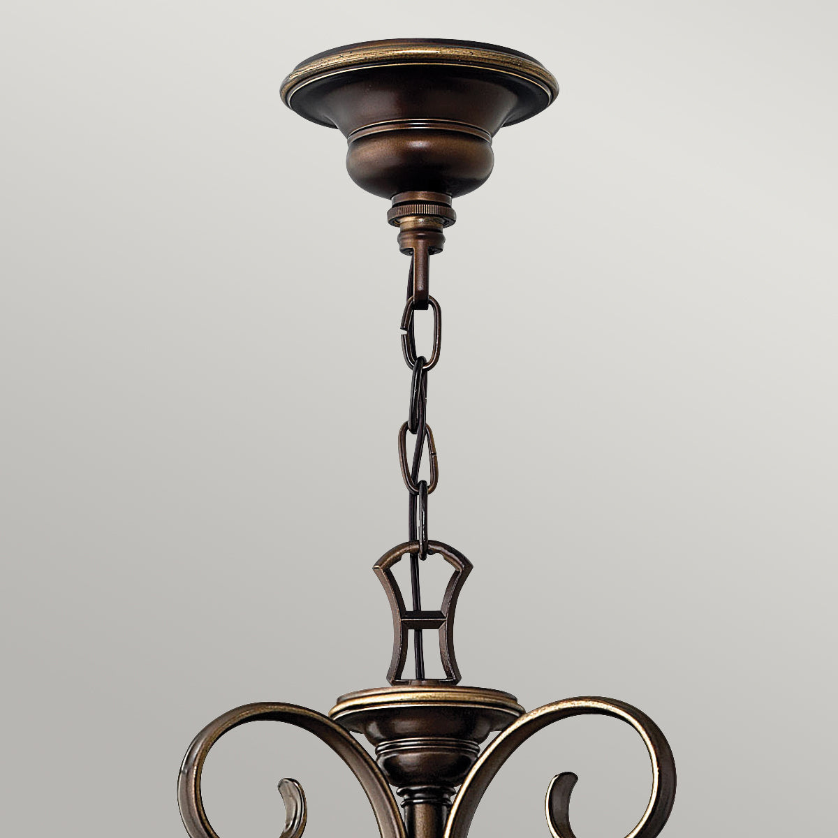 Hinkley Cello 15 Light Chandelier in Antique Bronze