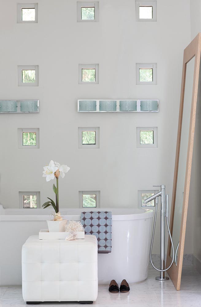 Hinkley Daphne 4 Light Bathroom Wall Light in Polished Chrome