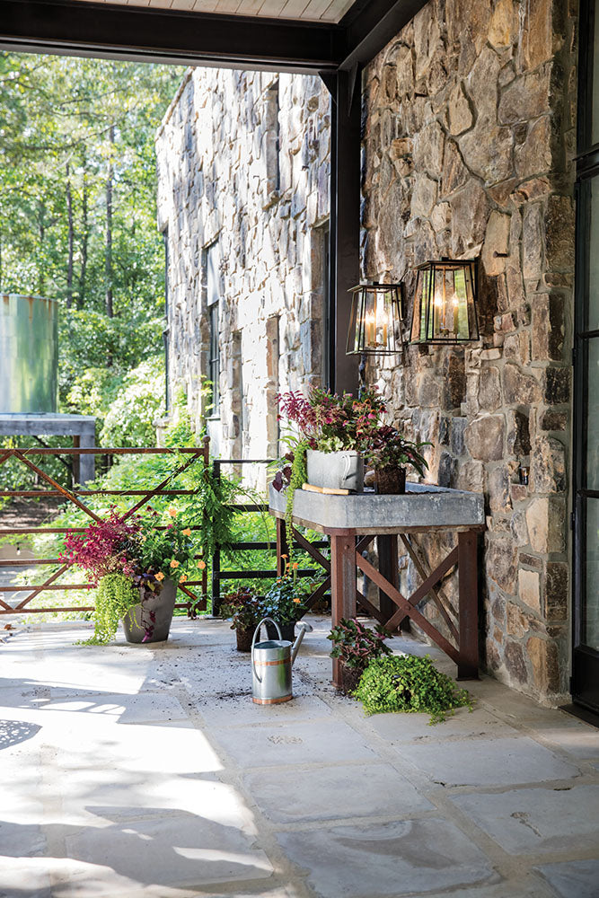 Hinkley Walker Large 2 Light Outdoor Wall Lantern in Buckeye Bronze