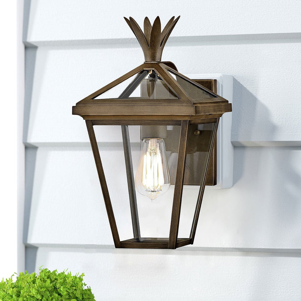 Hinkley Palma Outdoor Small Wall Lantern in Burnished Bronze, in situ