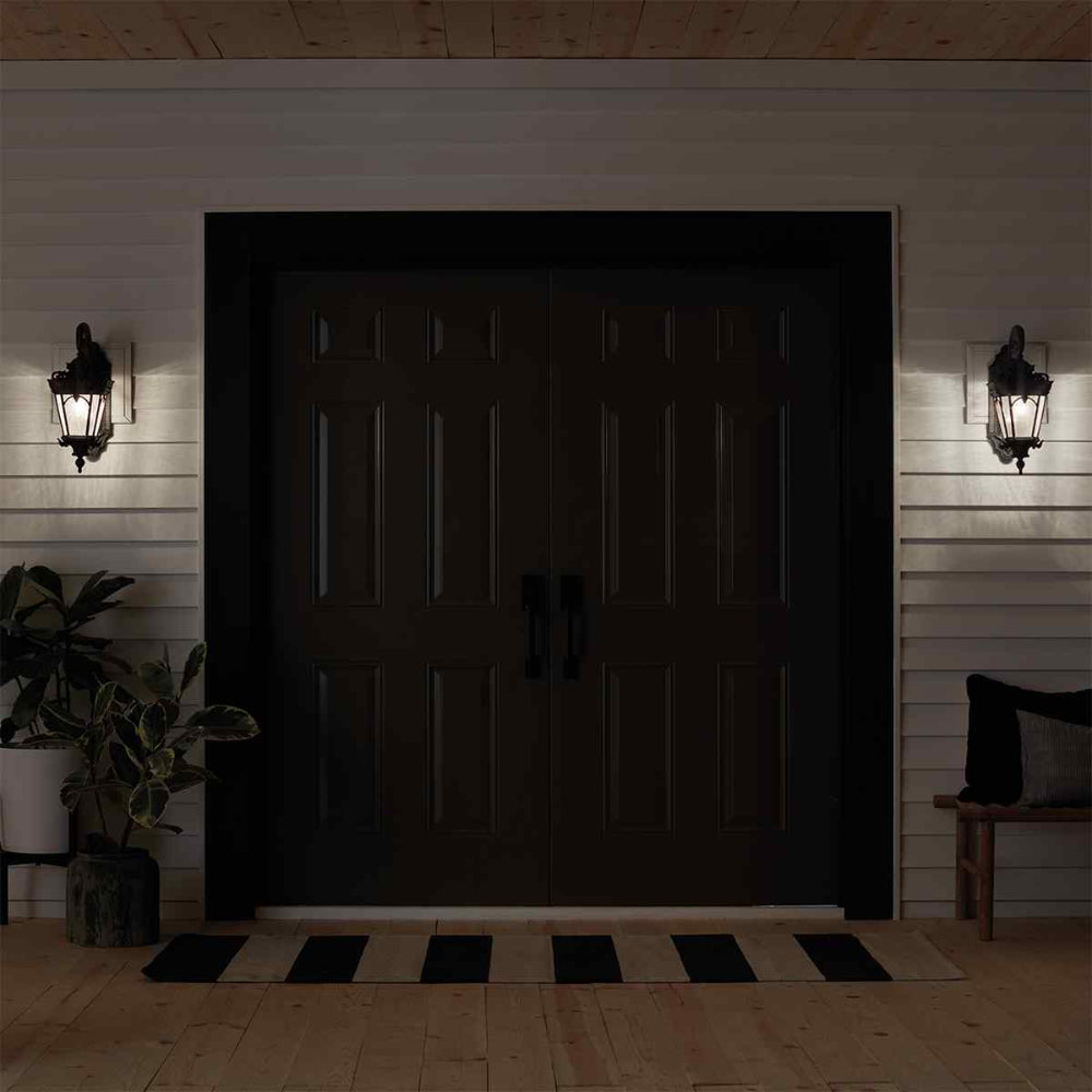 Kichler Tournai Large Outdoor Wall Lantern in Londonderry